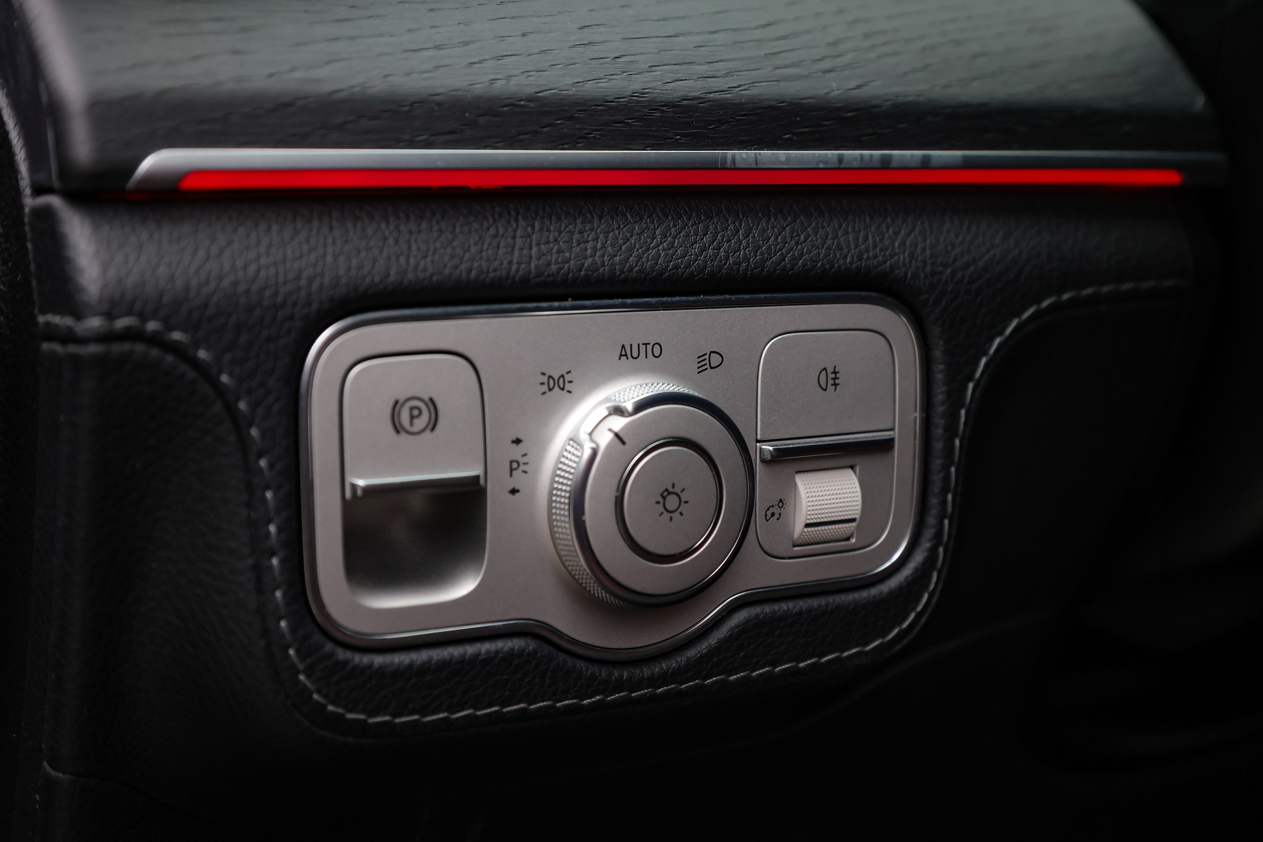 2021 MERCEDES GLE. Mixturecaptures