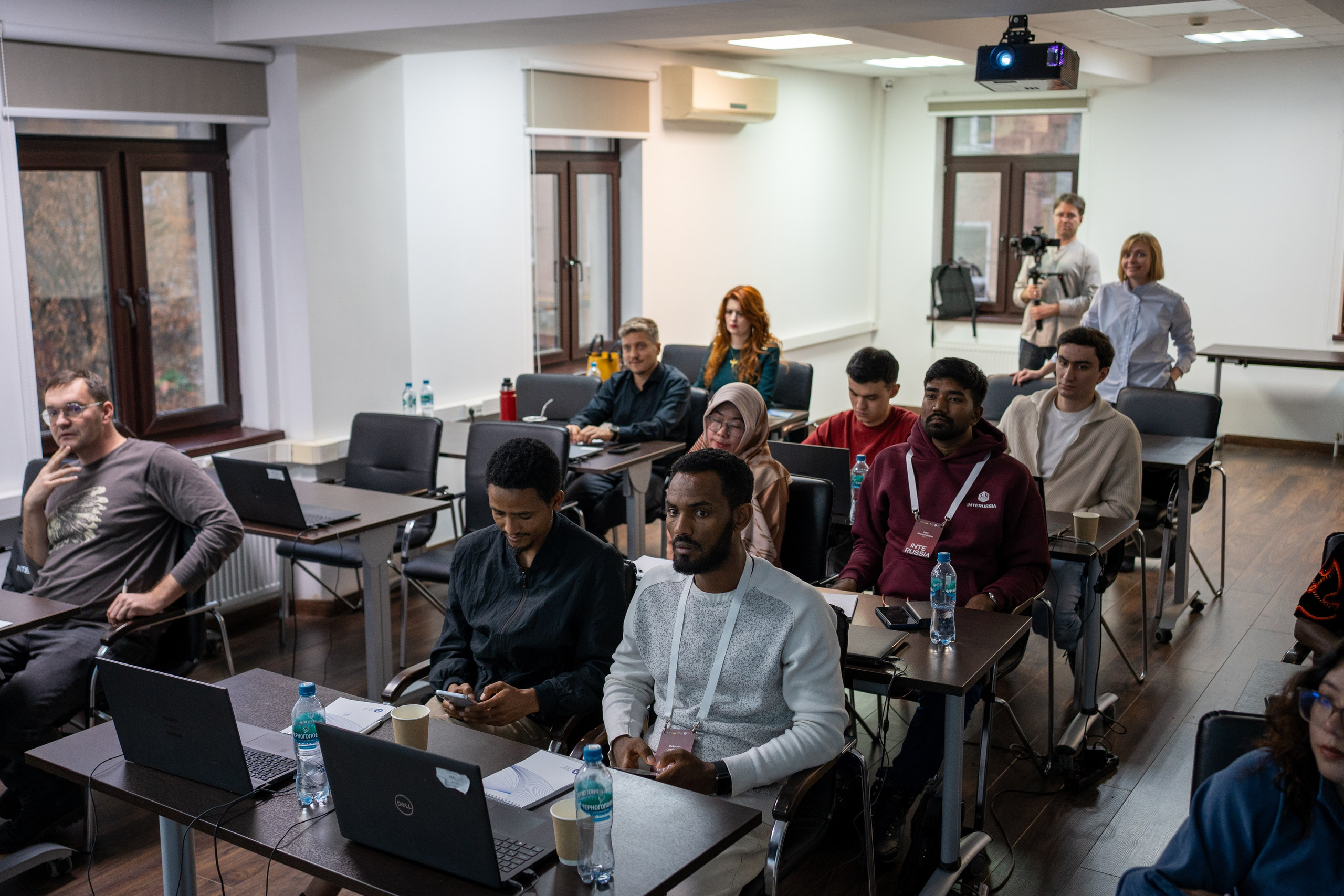 Встреча, программа стажировок InteRussia для иностранных специалистов в России. Главная