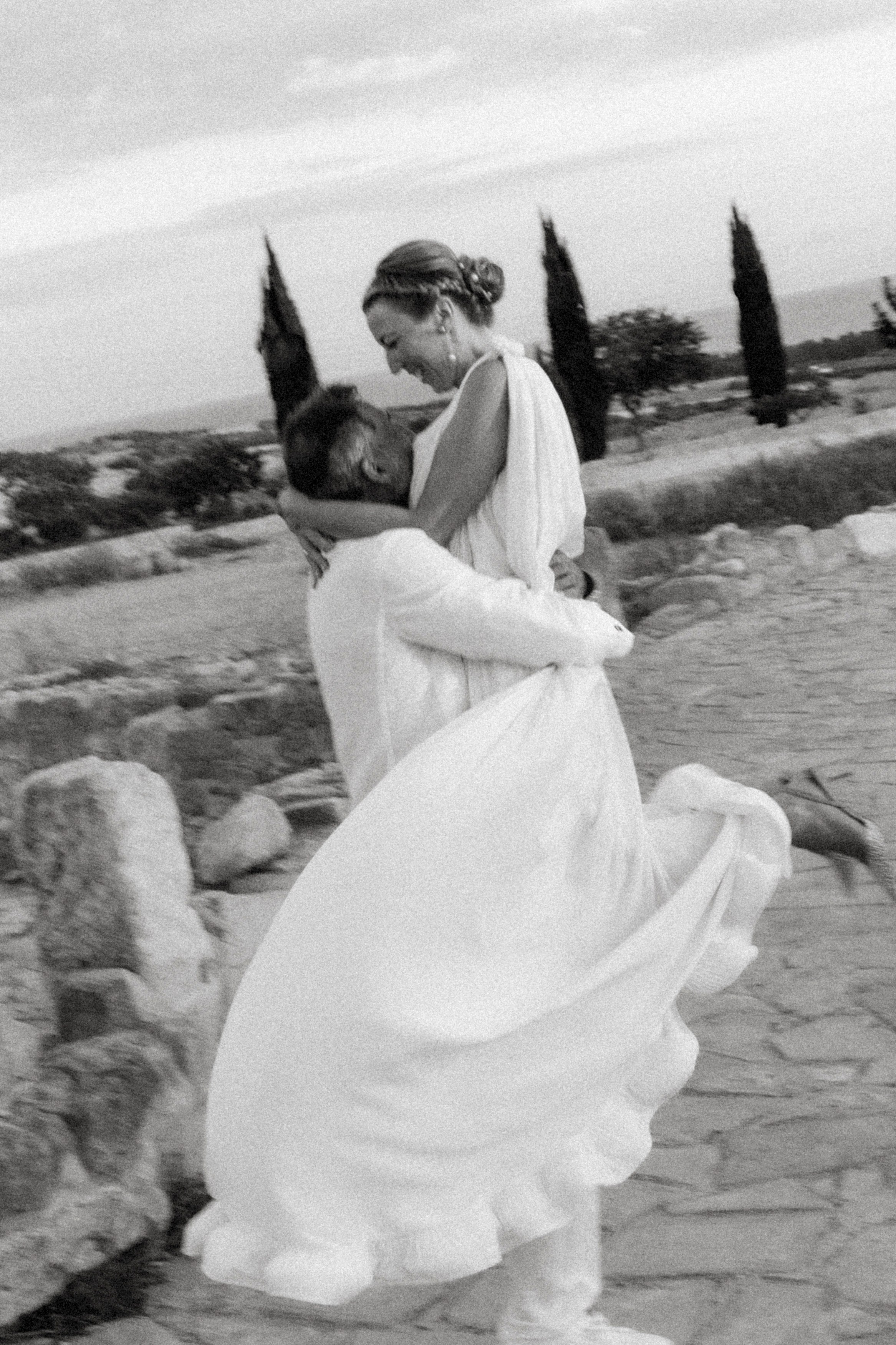 Dancing, laughter and traditions — a Greek-Russian Wedding. Katerina Nord | Wedding and Couple Photographer in Germany and Europe