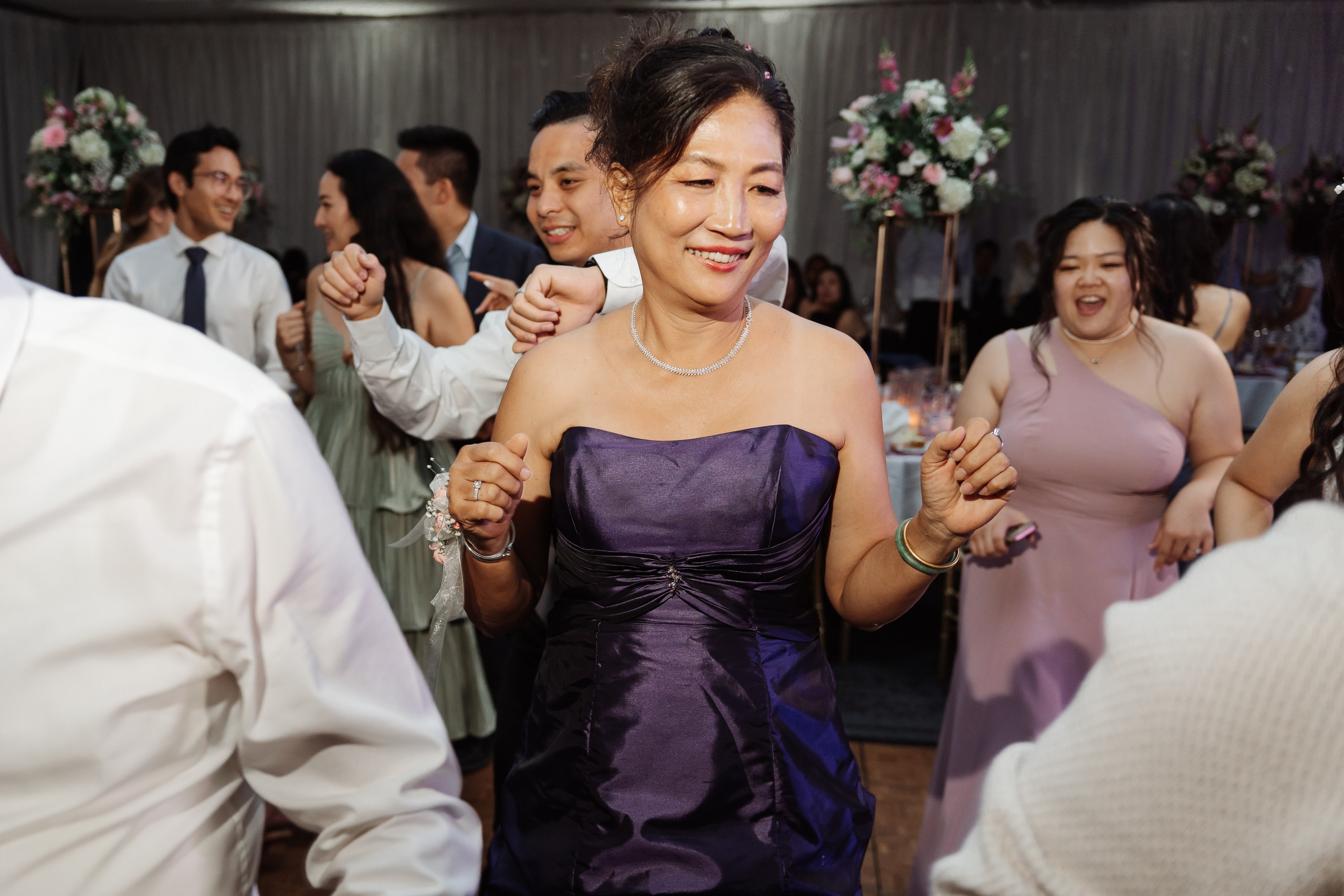 2025-08-16_AndreaChristopher. Ретушер Зенькевич Света