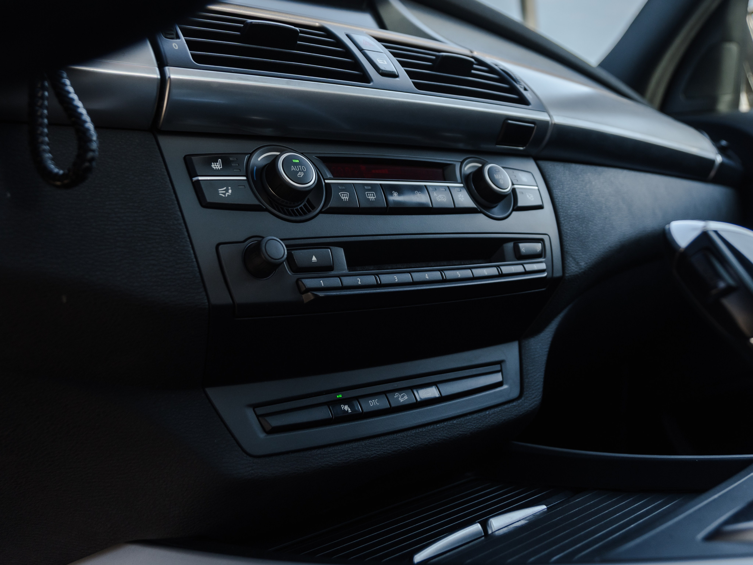 BMW X5 E70. Opasnophoto