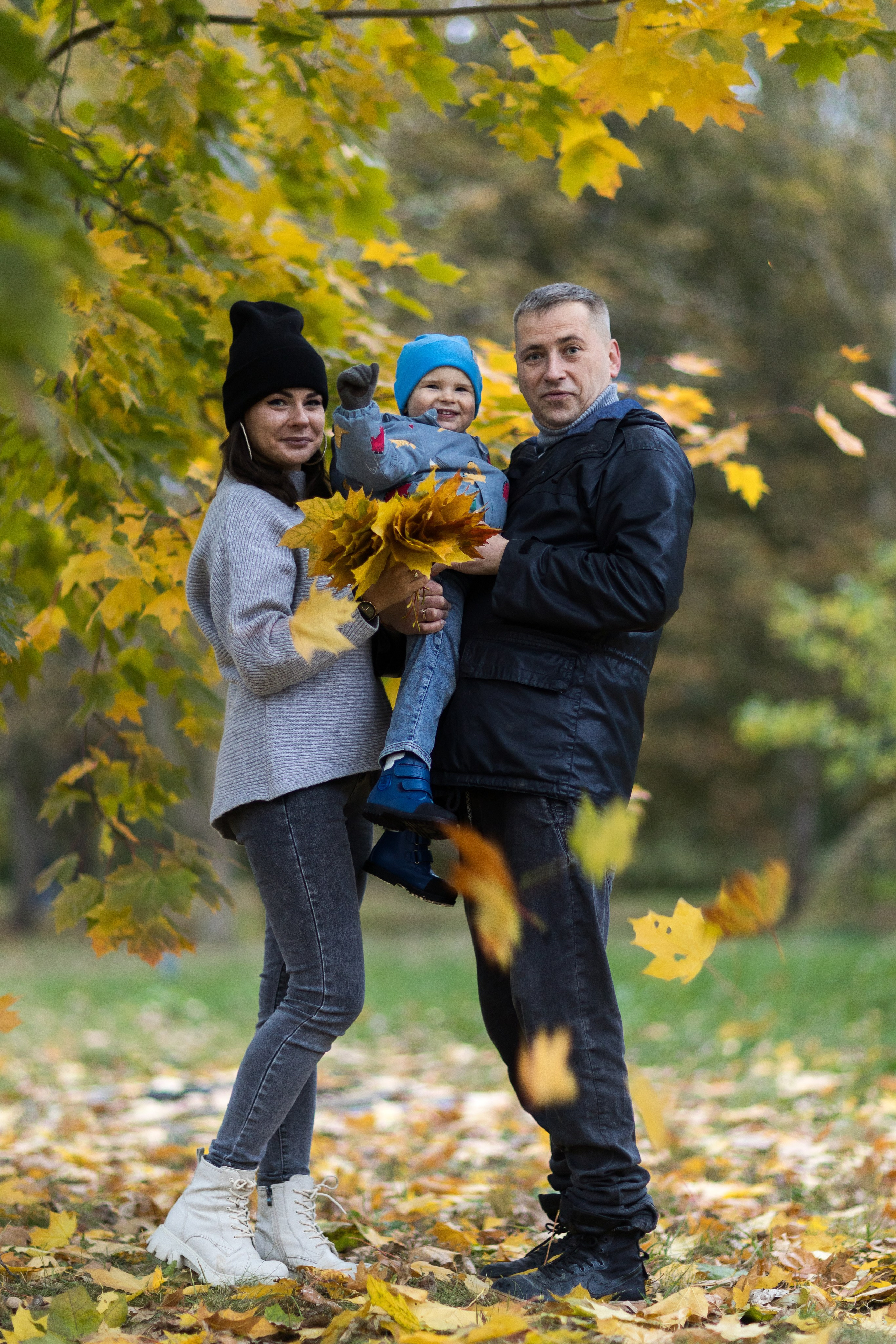 Семейная фотосессия на природе. Photomantis