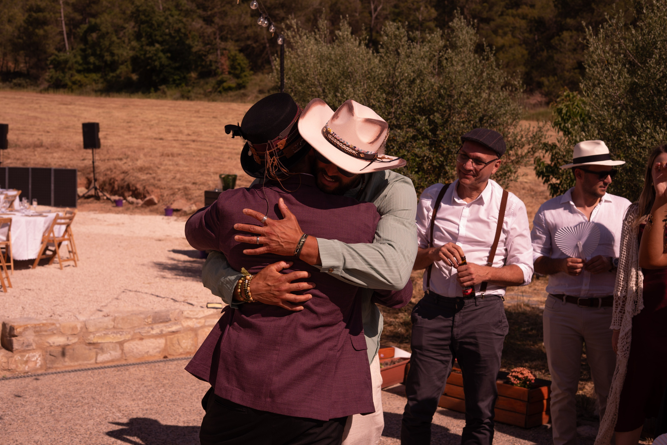 Stasy and Roberto. Wedding Photographer in Barcelona and Medellin