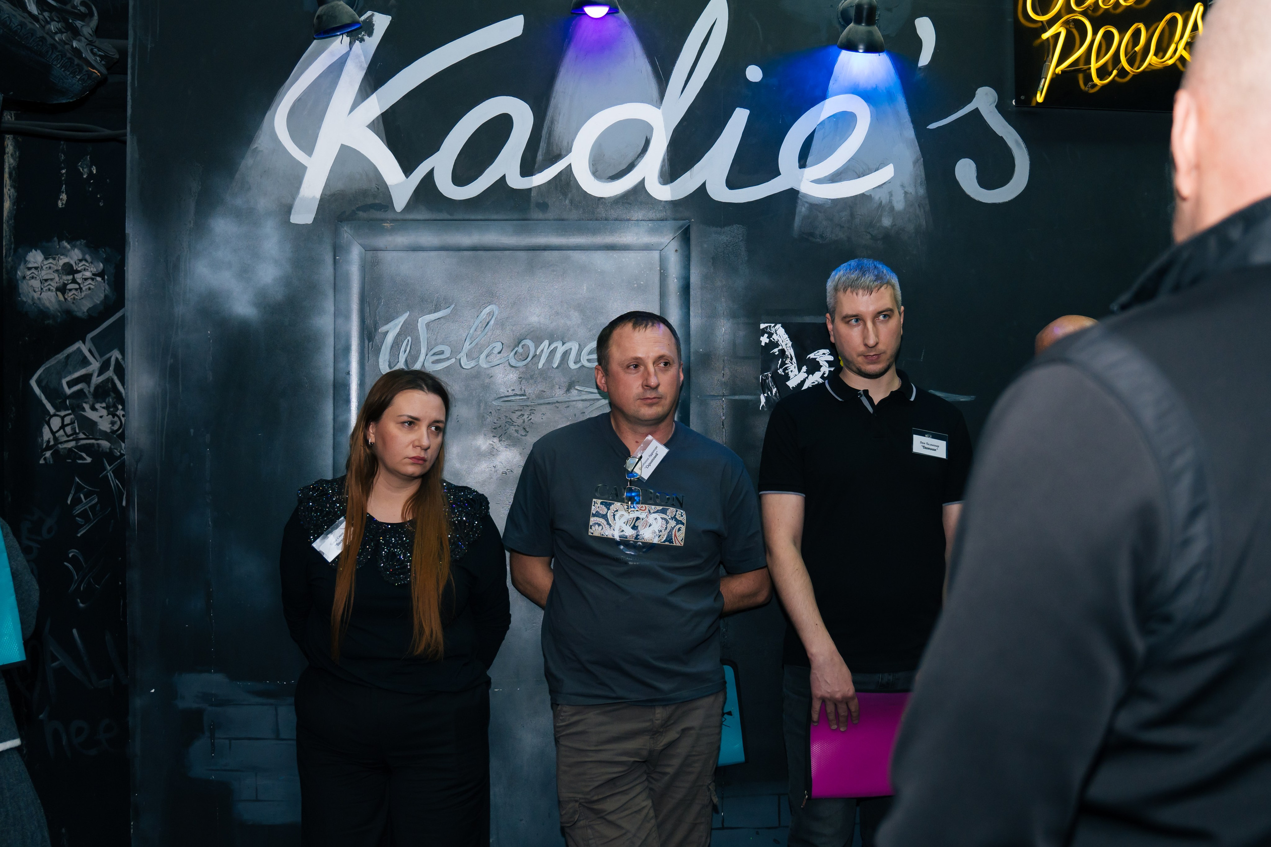 Квесты и праздники в Нелогике. Фотограф в Москве. Индивидуальные и парные съёмки, мероприятия, промо-съёмки для артистов