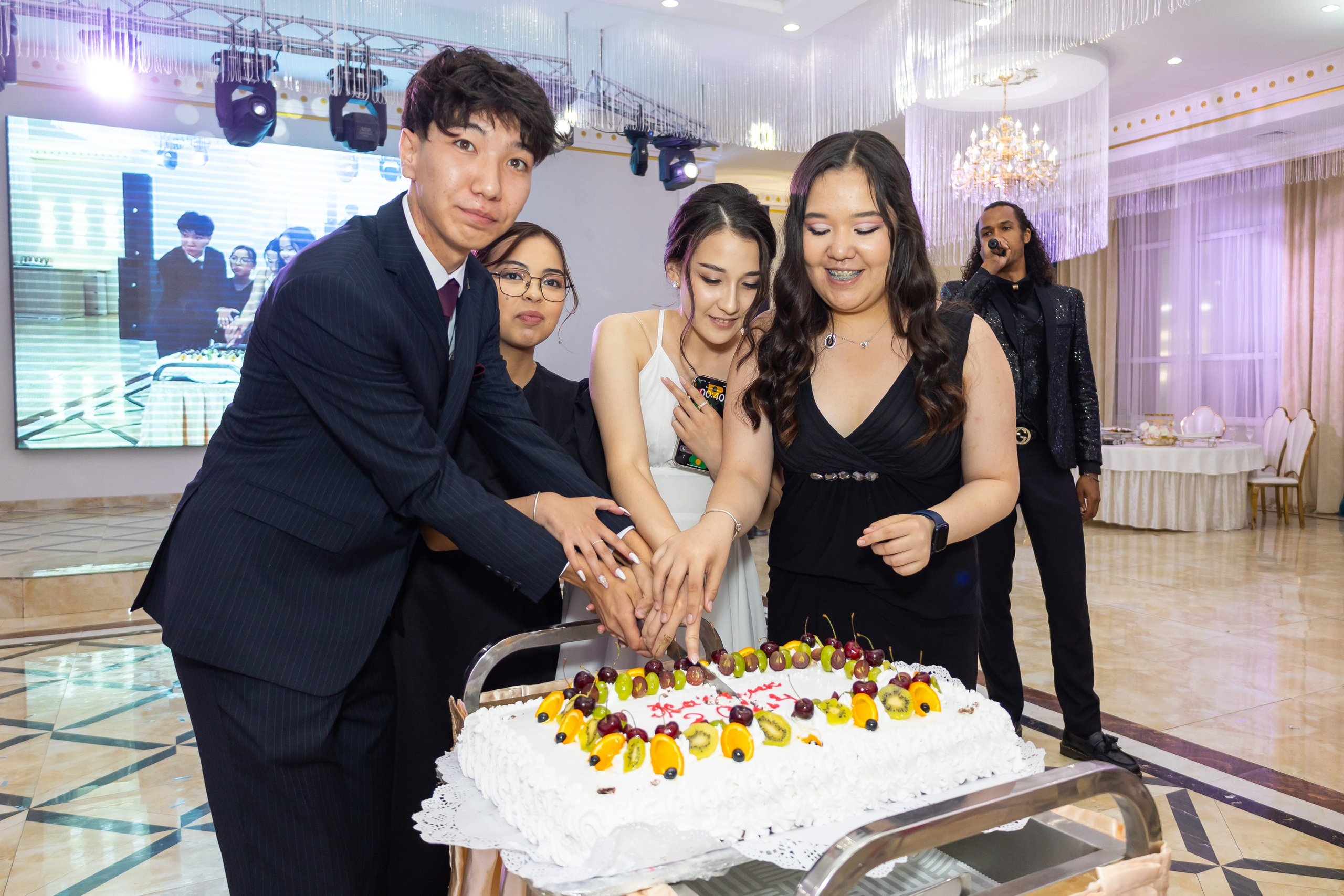 Выпускной вечер | Встреча рассвета. Фото и видеосъемка в Алматы