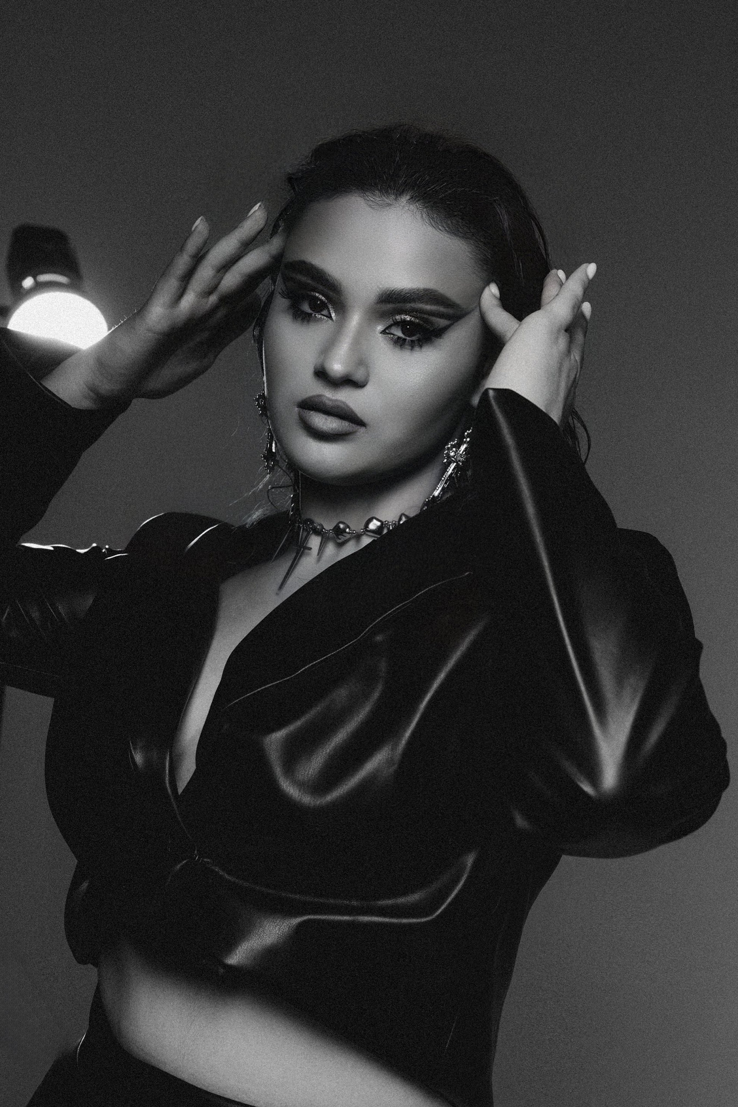 Женский портрет