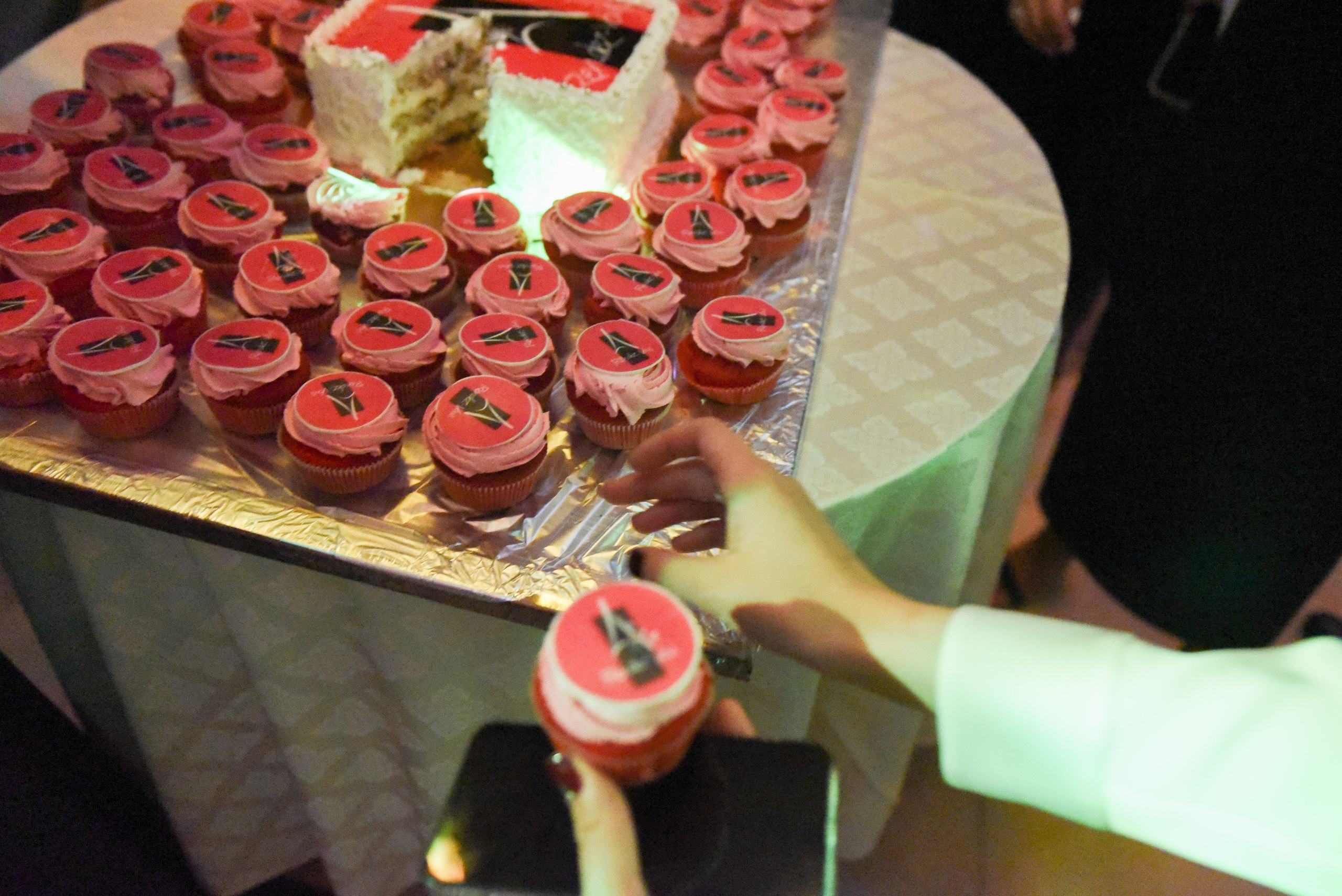 Взрослые. Репортажный фотограф на мероприятия