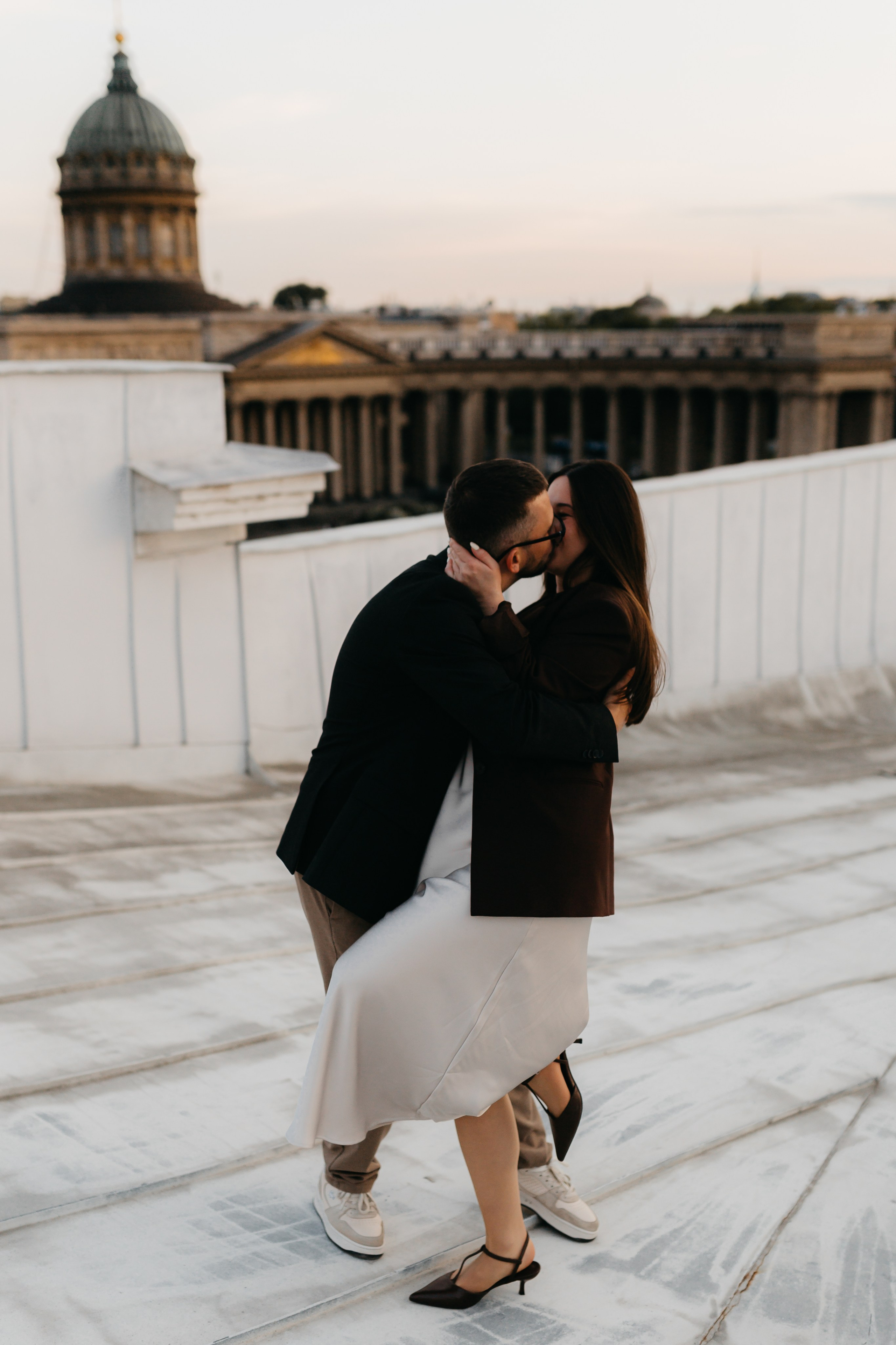 LoveStory на крышах Питера. Фотограф Санкт-Петербург Князева Елизавета