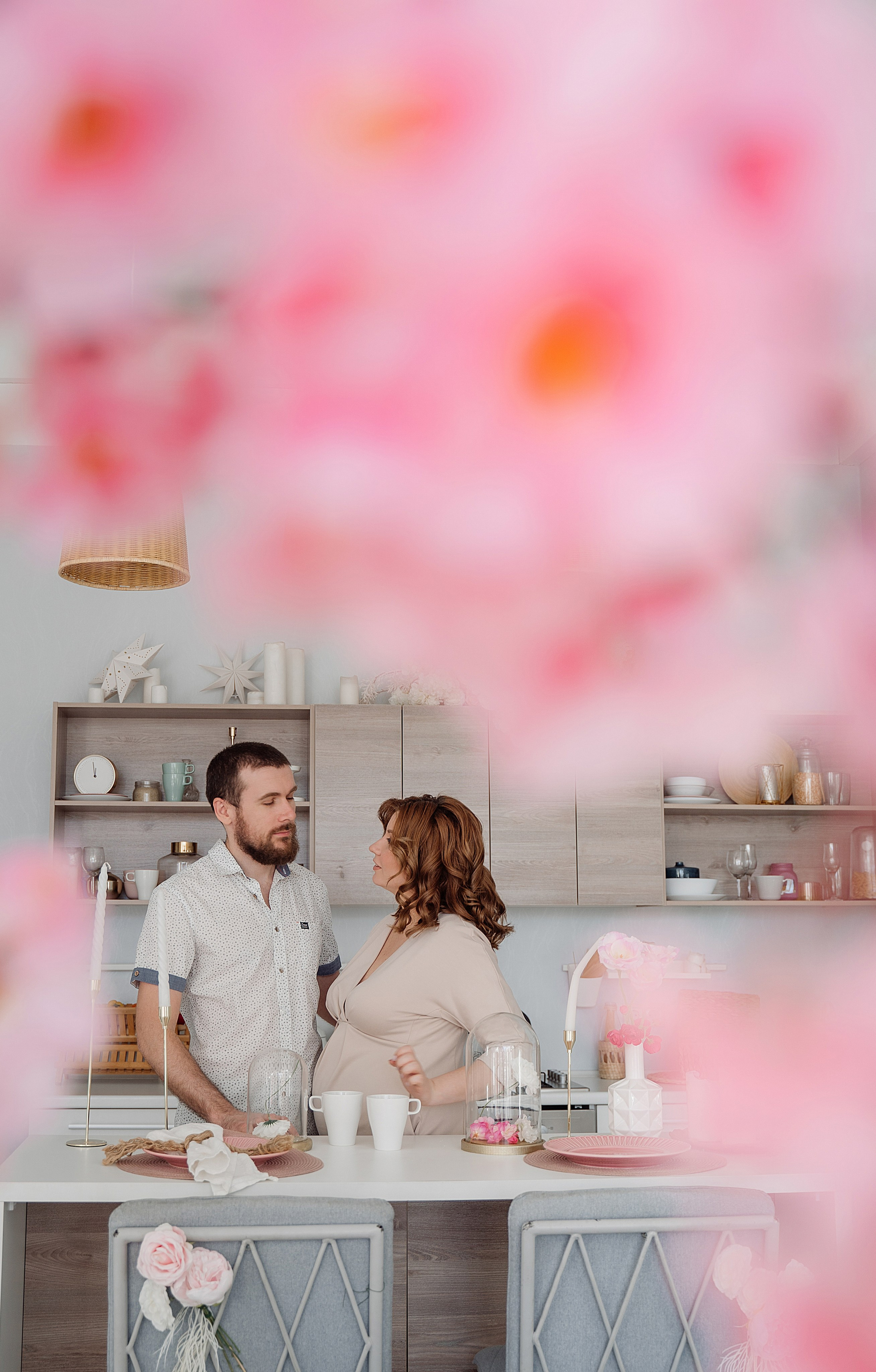 Беременная съемка в студии. Свадебный фотограф