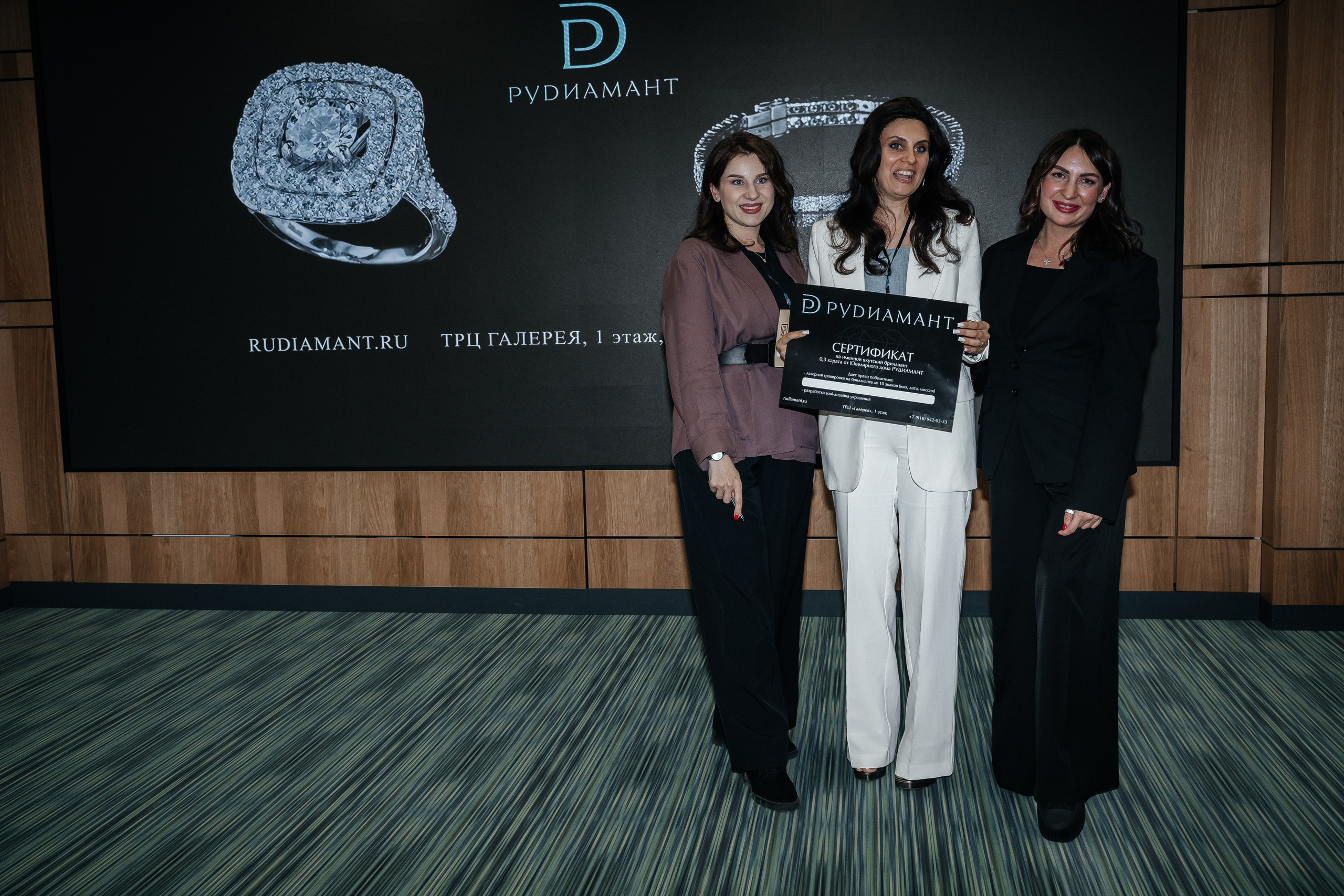 Репортаж. Виктория Алпеева — фотограф по любви