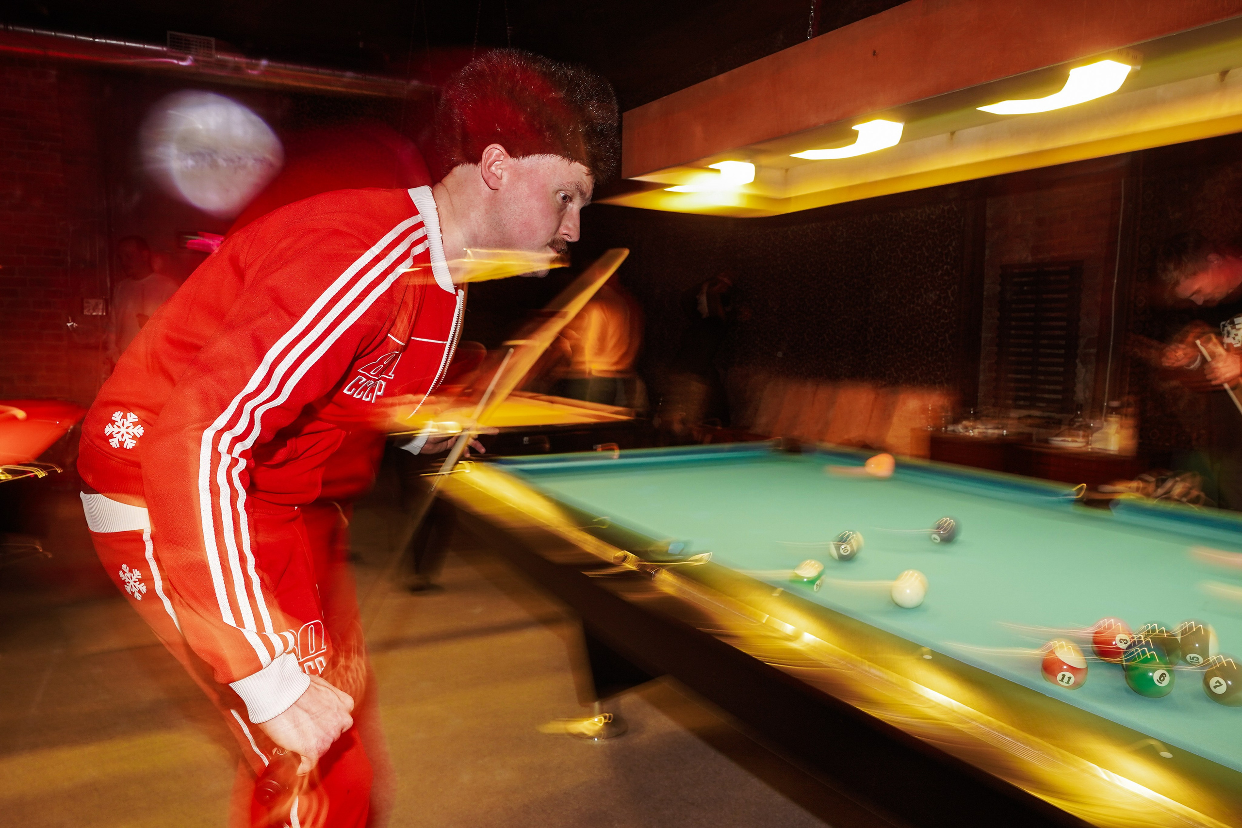 Бильярдная. ОЧЕНЬ ПЛОХОЙ ФОТОГРАФ