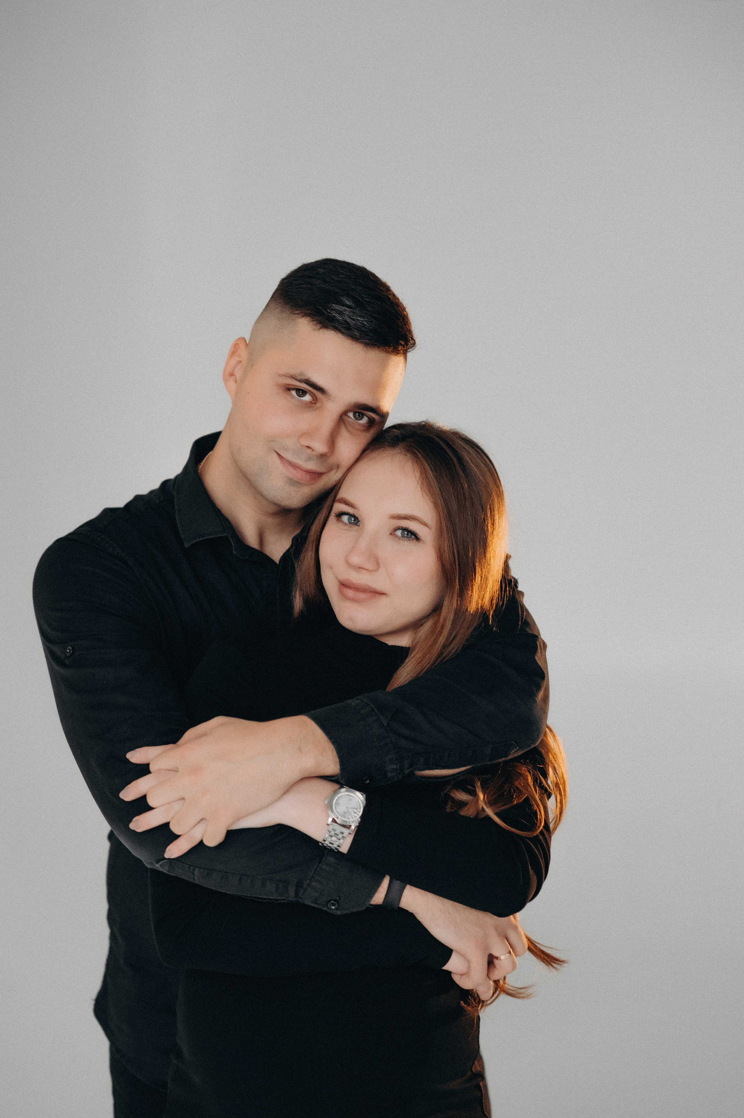 Съемка беременности в студии. Главная