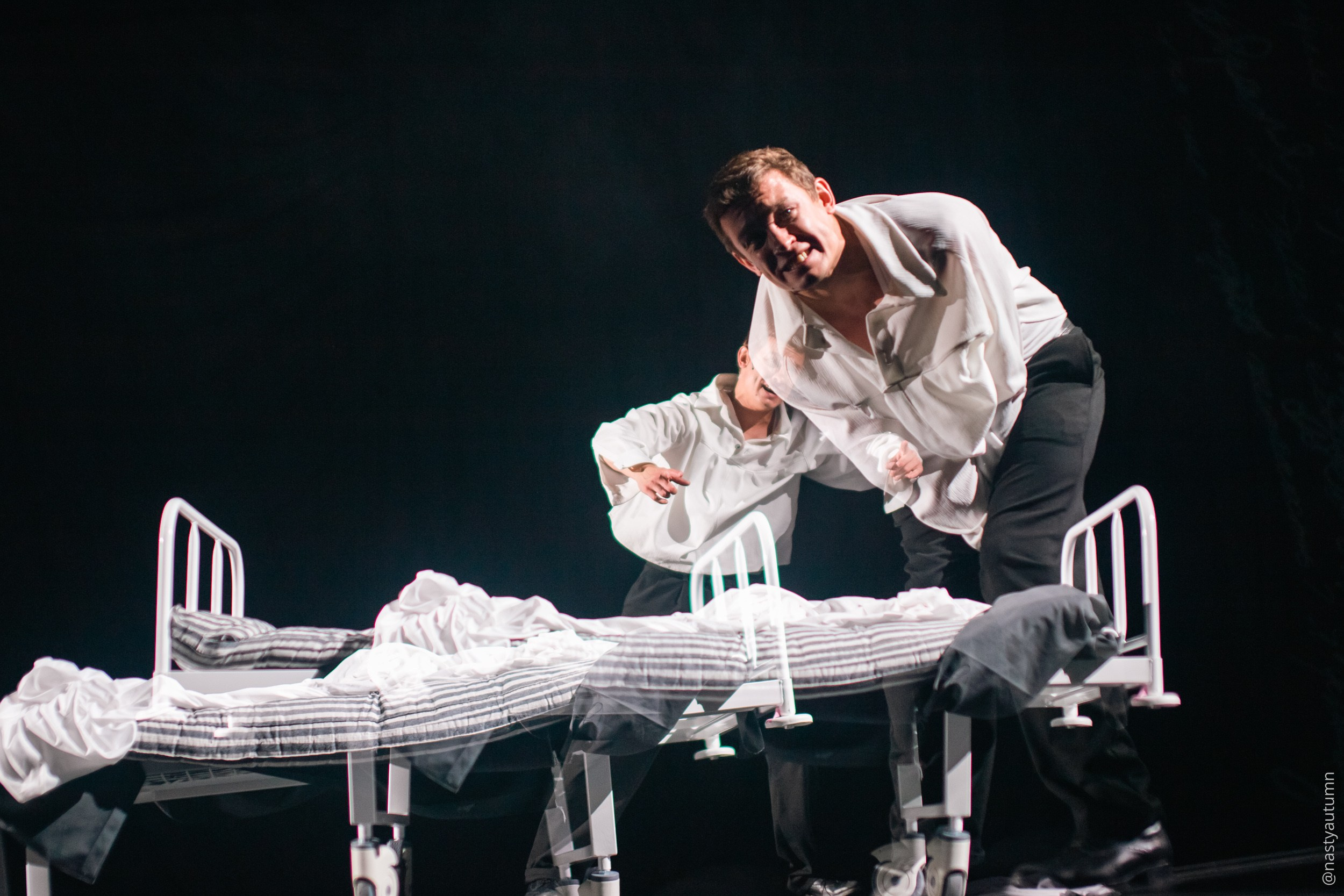 Генеральный прогон «Маяковский. Я сам.». Репортажный и концертный фотограф в Москве Анастасия Осень