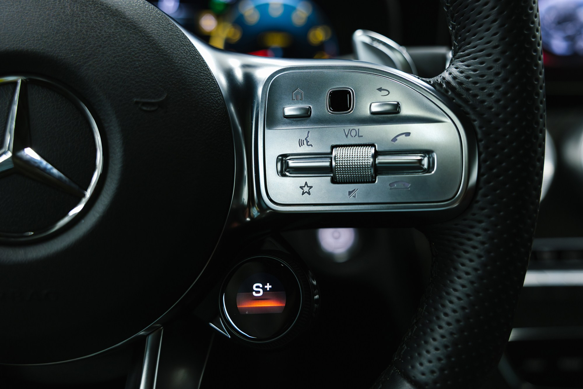 Mercedes-Benz C-класс AMG 2.0 AT, 2023, 9 450 км. Автосалон «Х-Авто»