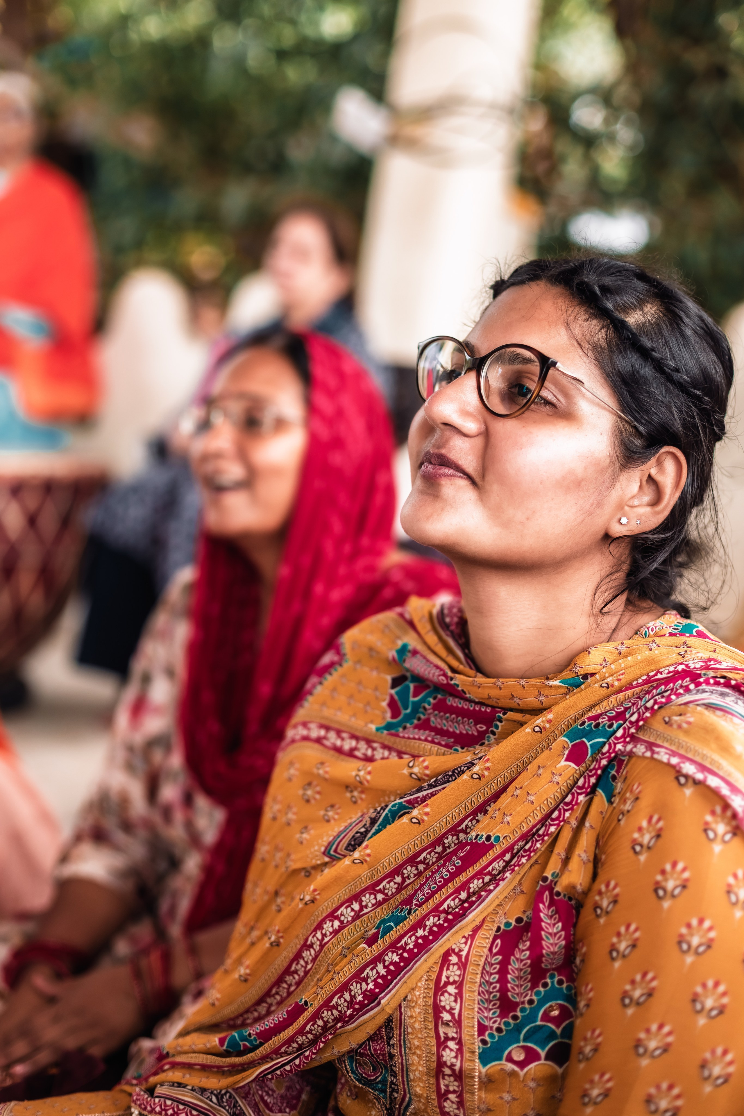 Abhisheka Devraha Baba on Sri Devdas ji maharaj bd. Mariam Bagdasaryan