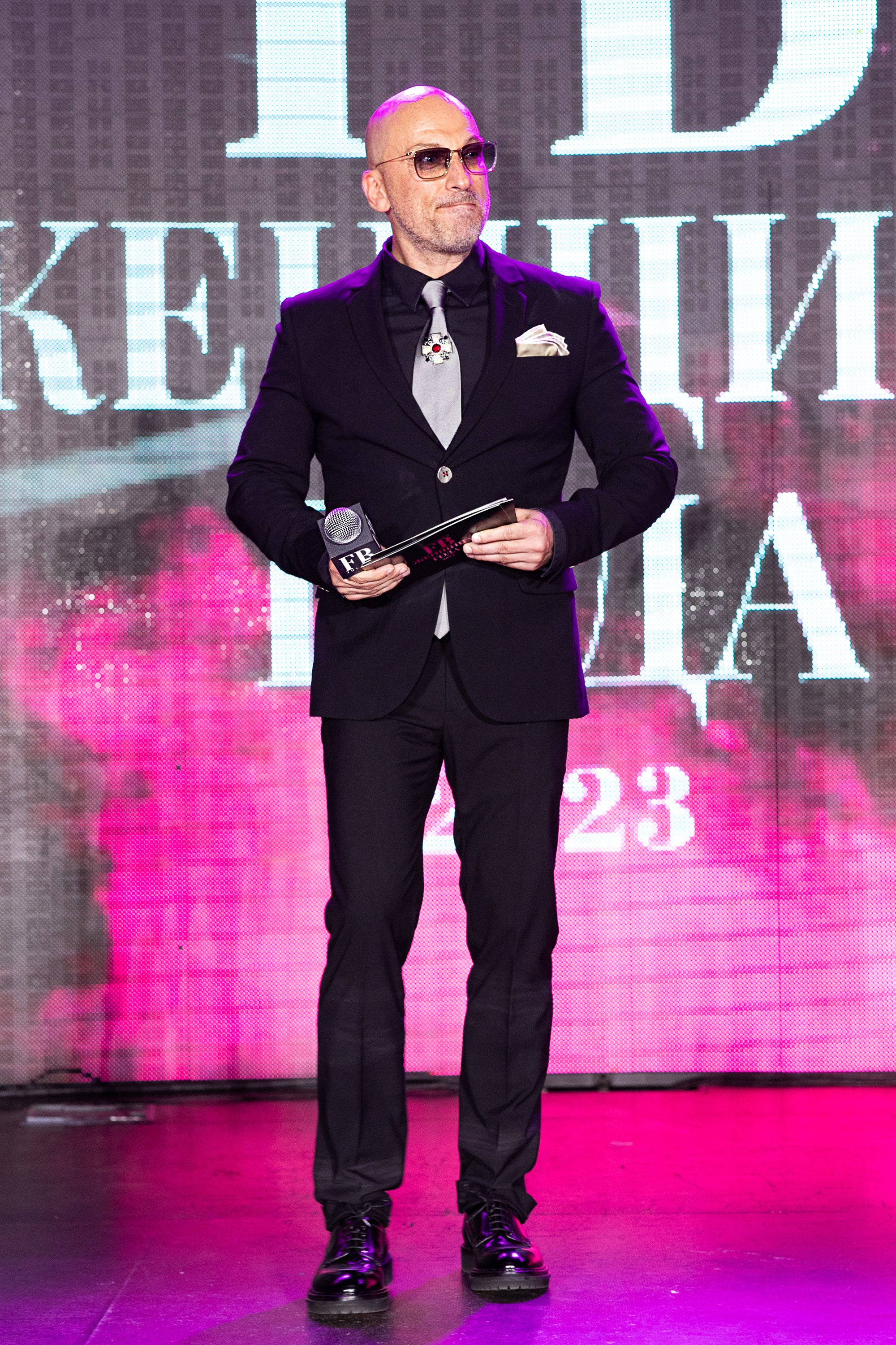 FB. Art photographer Nino