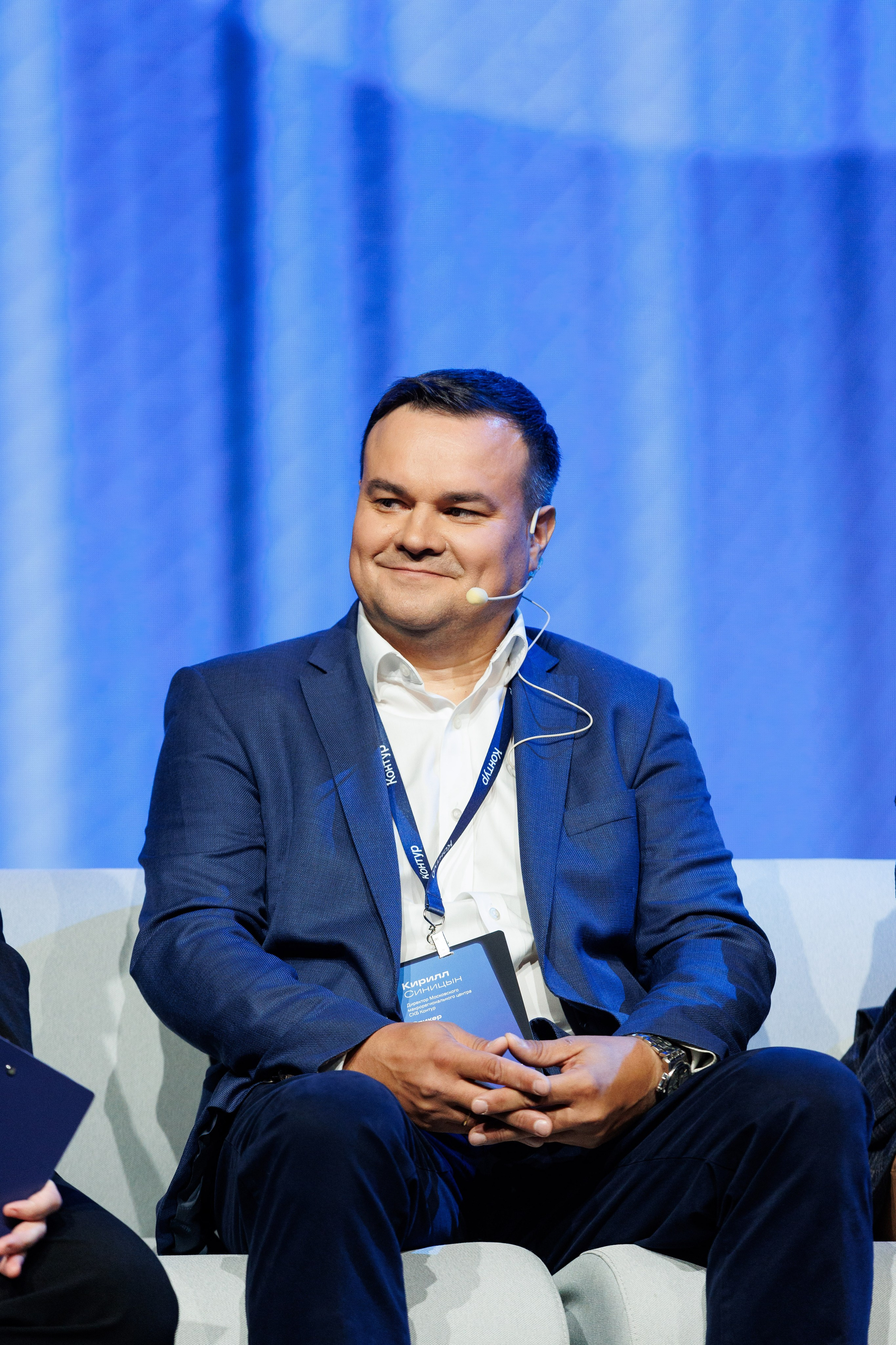 Контур Talk. Репортажный Фотограф в Москве Юра Гушан