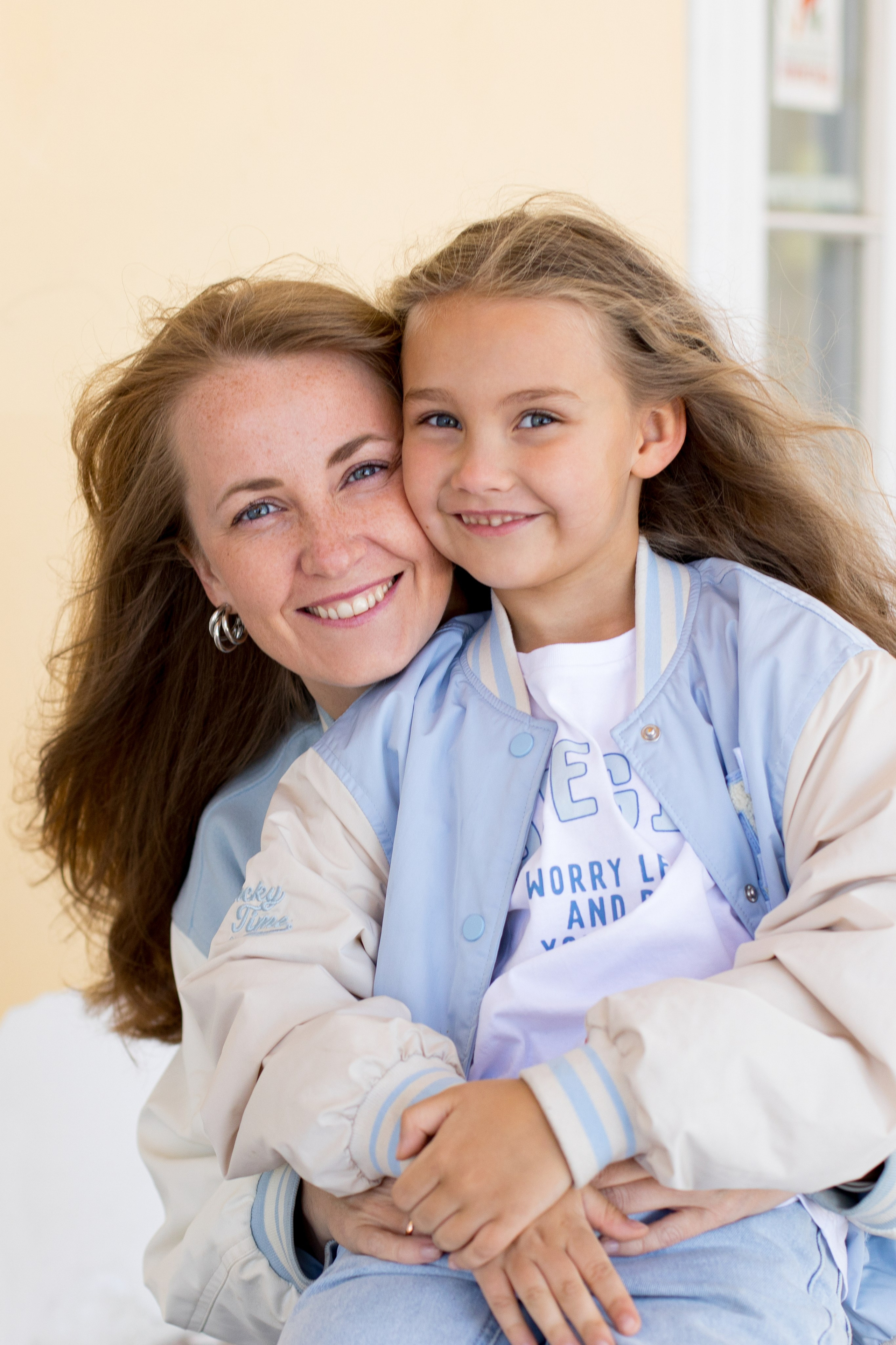 Фотосессия мамы и дочки в Парке Победы. Детский и контент фотограф Надя Волкова Санкт-Петербург