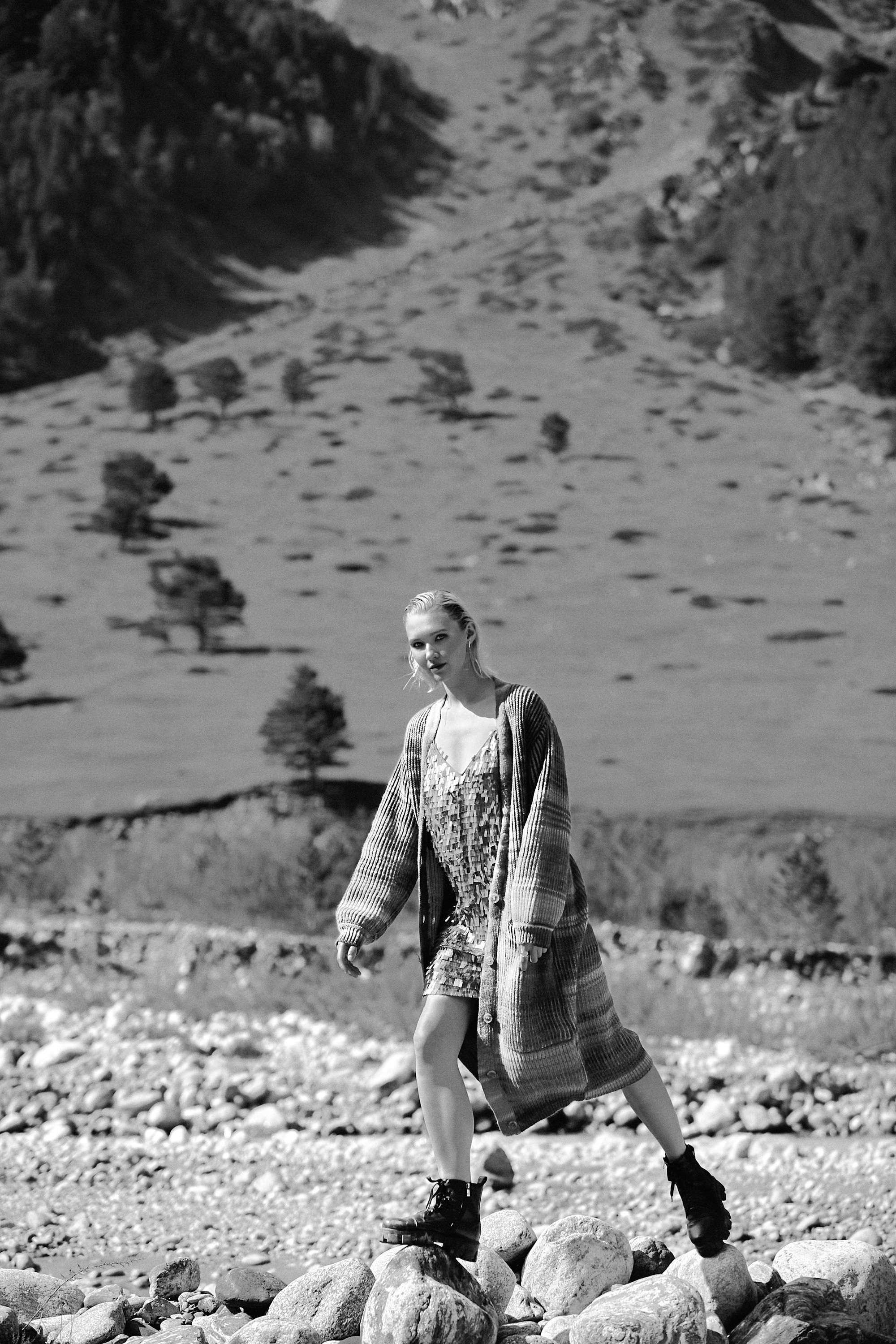 Выездная съемка для брендов в горах. Фотограф Продюсер в горах КБР / Москва  Нальчик Горы