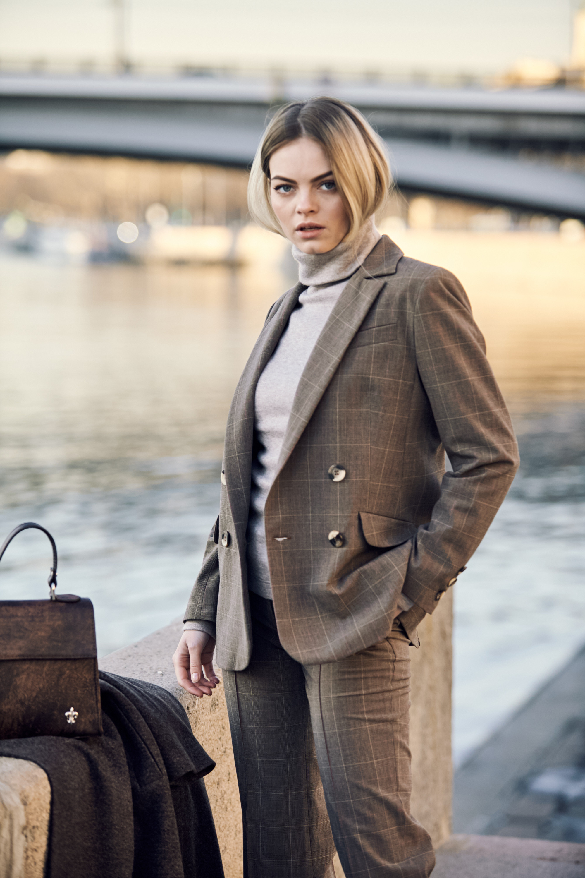 Съемка лукбука для бренда одежды. Фотограф Продюсер в горах КБР / Москва  Нальчик Горы