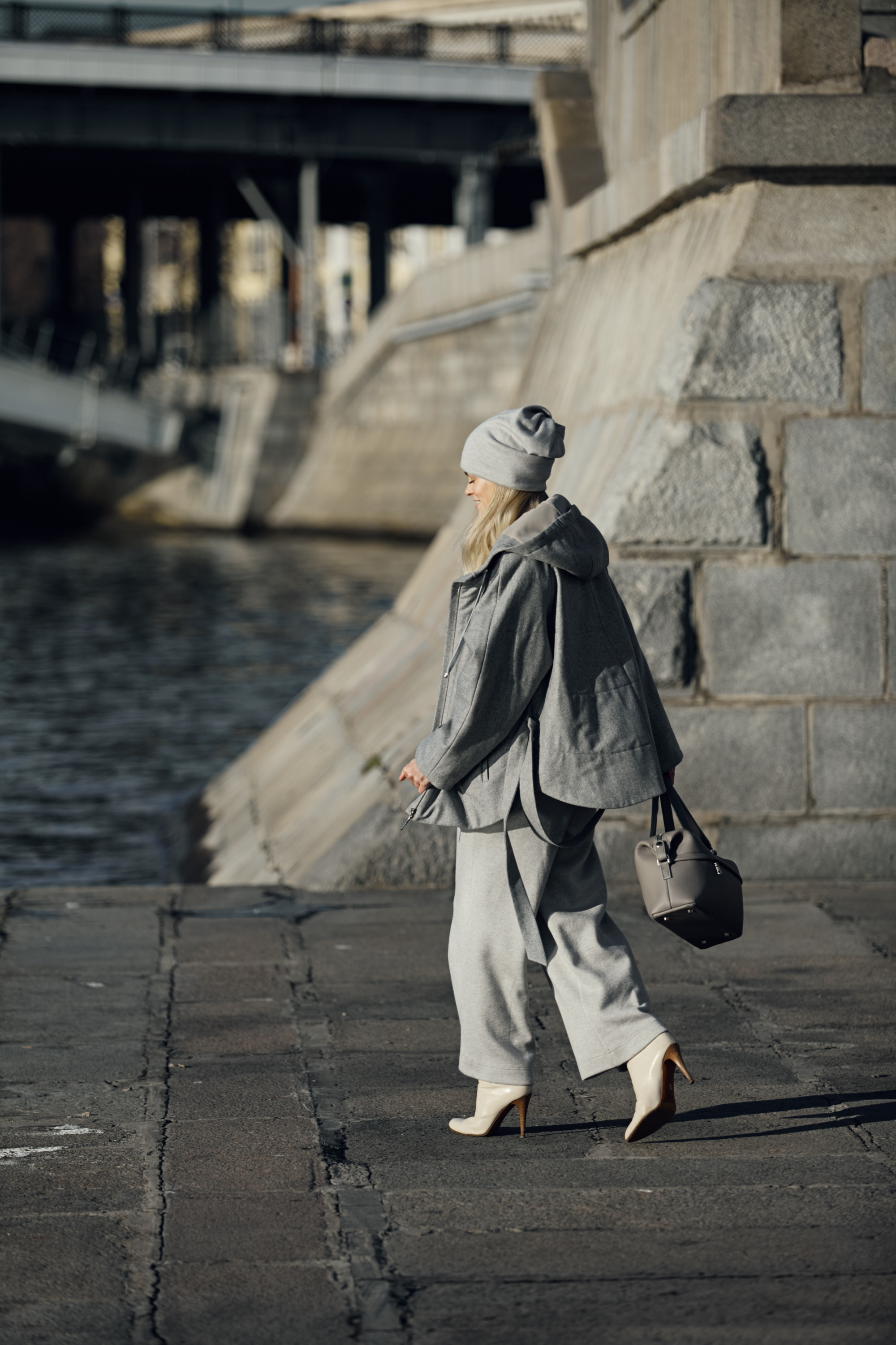 Съемка лукбука для бренда одежды. Фотограф Продюсер в горах КБР / Москва  Нальчик Горы