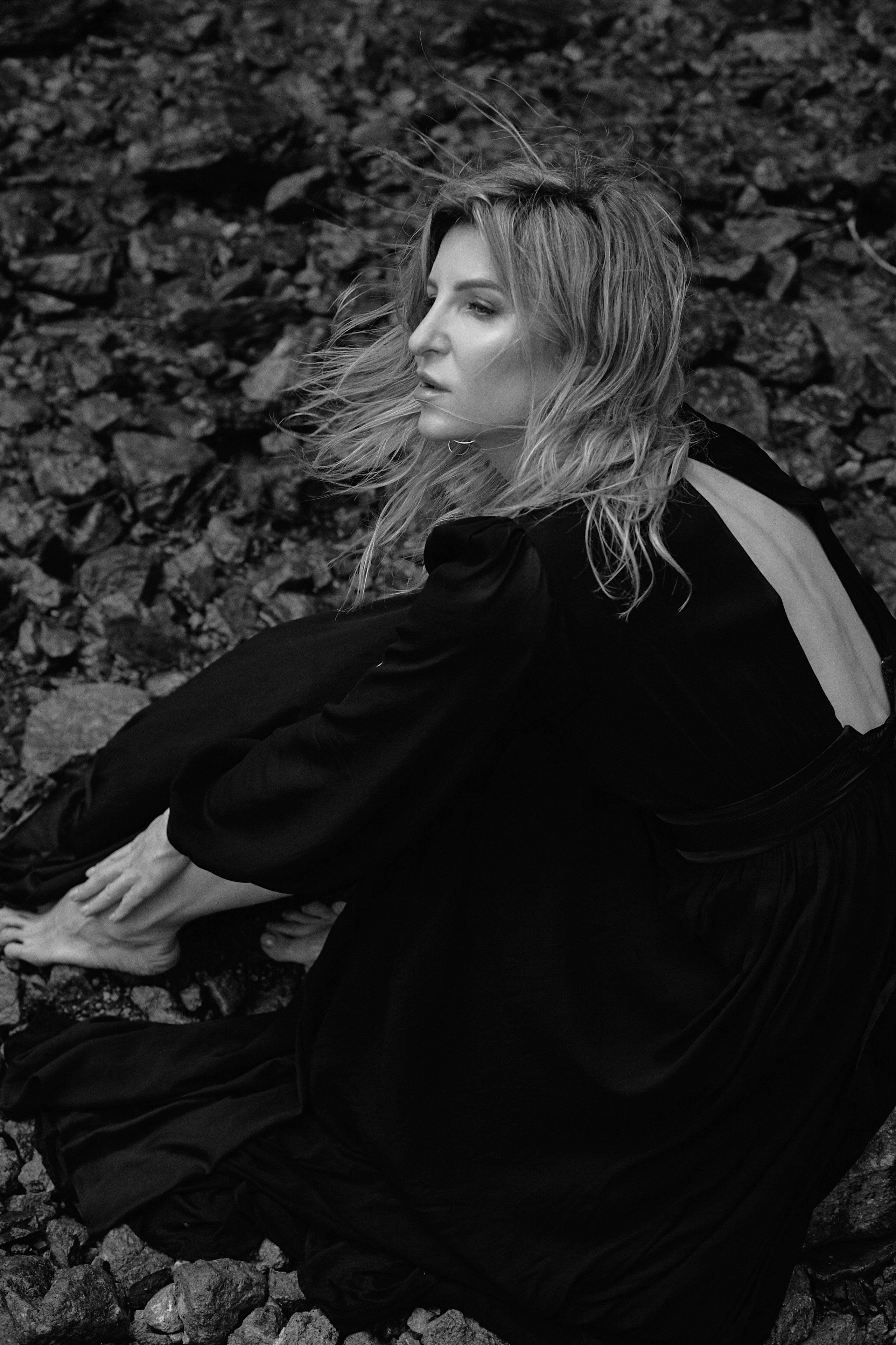 Фотосессия у водопада в Кабардино-Балкарии. Фотограф Продюсер в горах КБР / Москва  Нальчик Горы