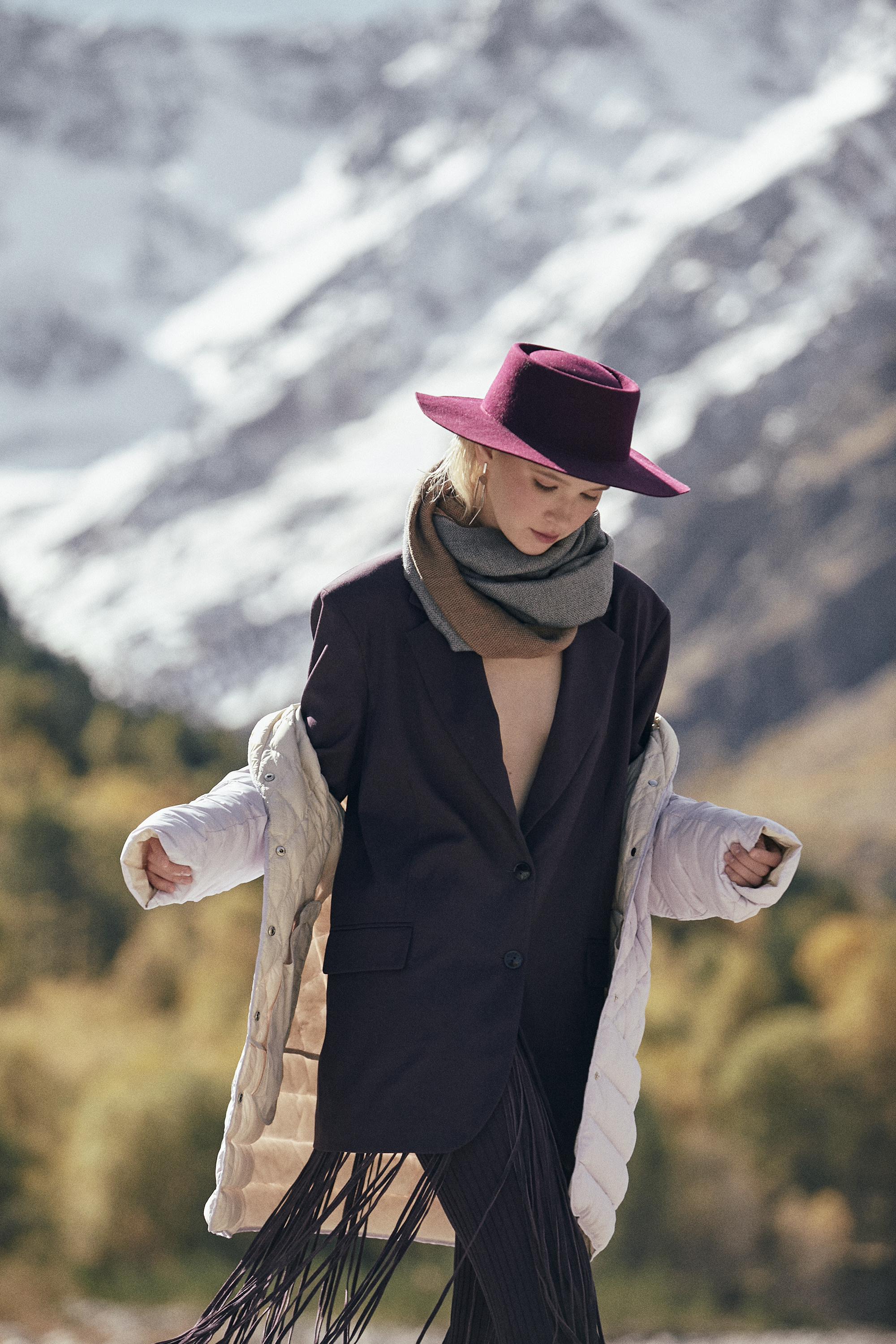 Выездная съемка для брендов в горах. Фотограф Продюсер в горах КБР / Москва  Нальчик Горы