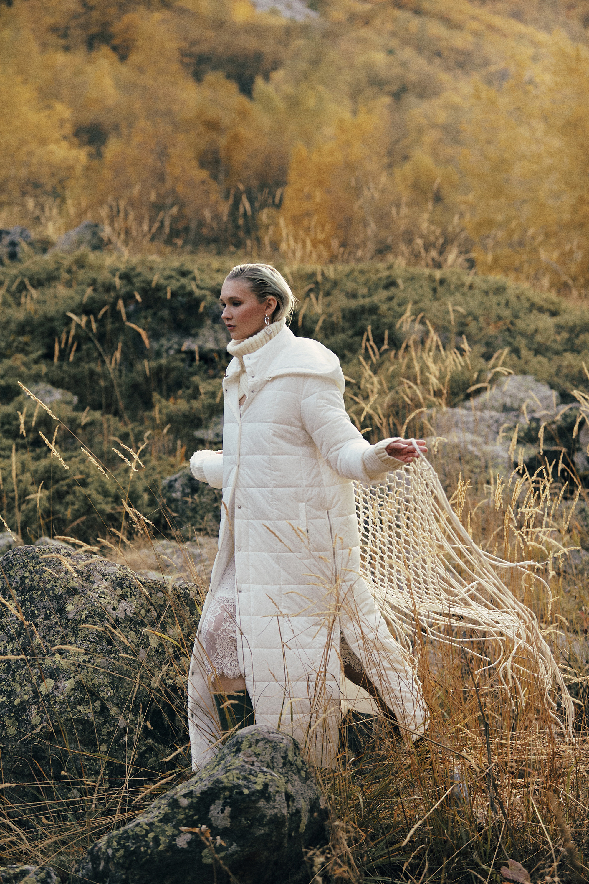 Выездная съемка для брендов в горах. Фотограф Продюсер в горах КБР / Москва  Нальчик Горы