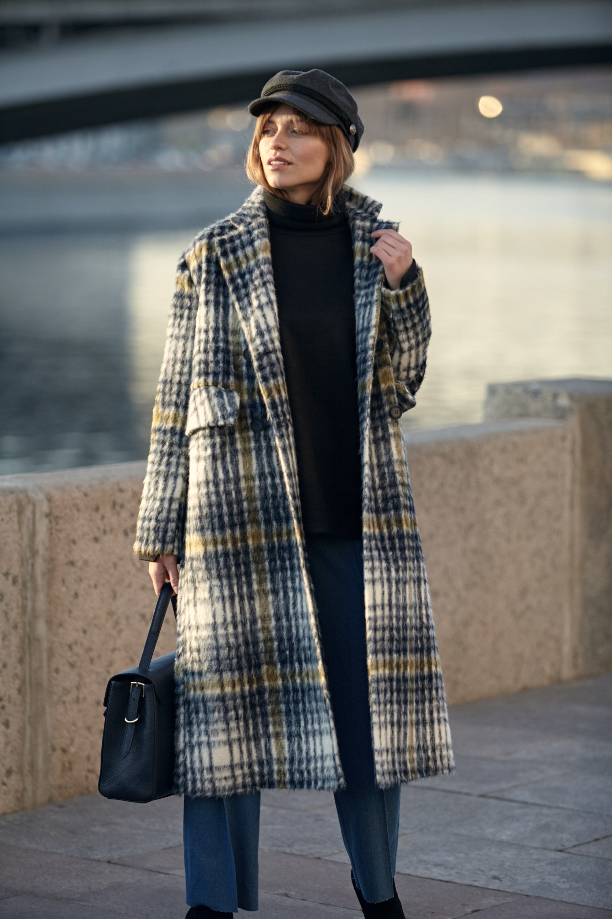 Съемка лукбука для бренда одежды. Фотограф Продюсер в горах КБР / Москва  Нальчик Горы