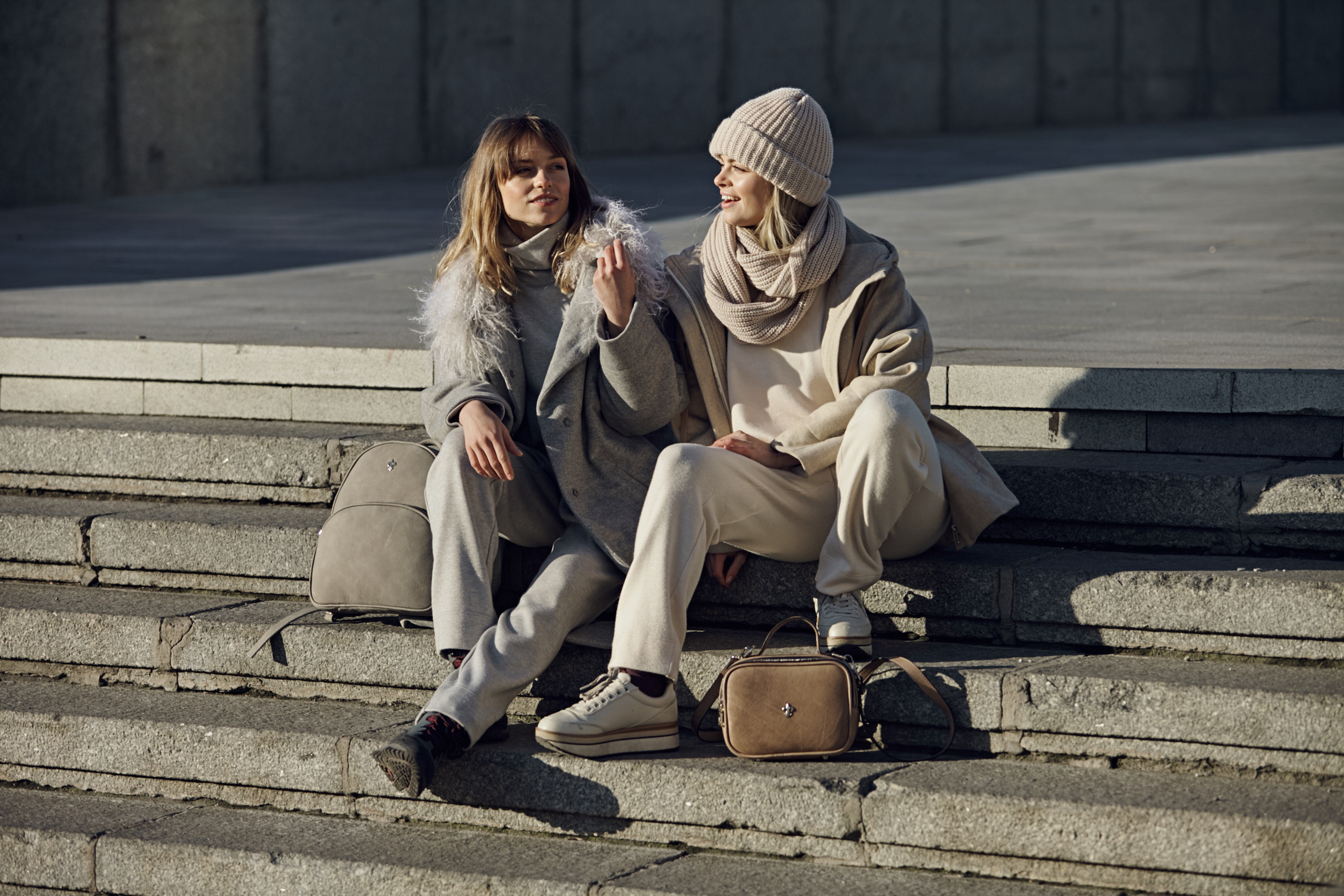 Съемка лукбука для бренда одежды. Фотограф Продюсер в горах КБР / Москва  Нальчик Горы