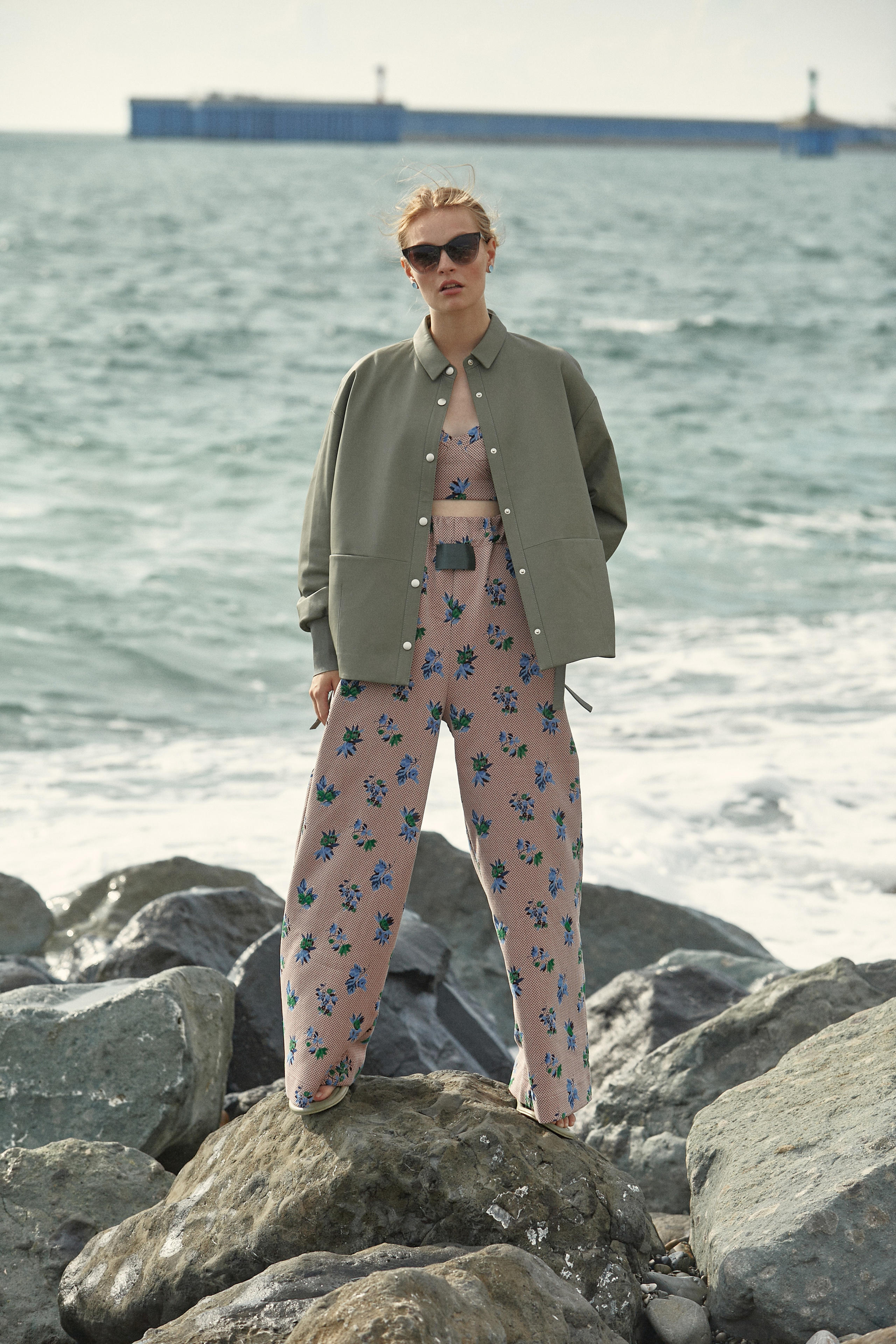 Съемка лукбука под ключ. Фотограф Продюсер в горах КБР / Москва  Нальчик Горы