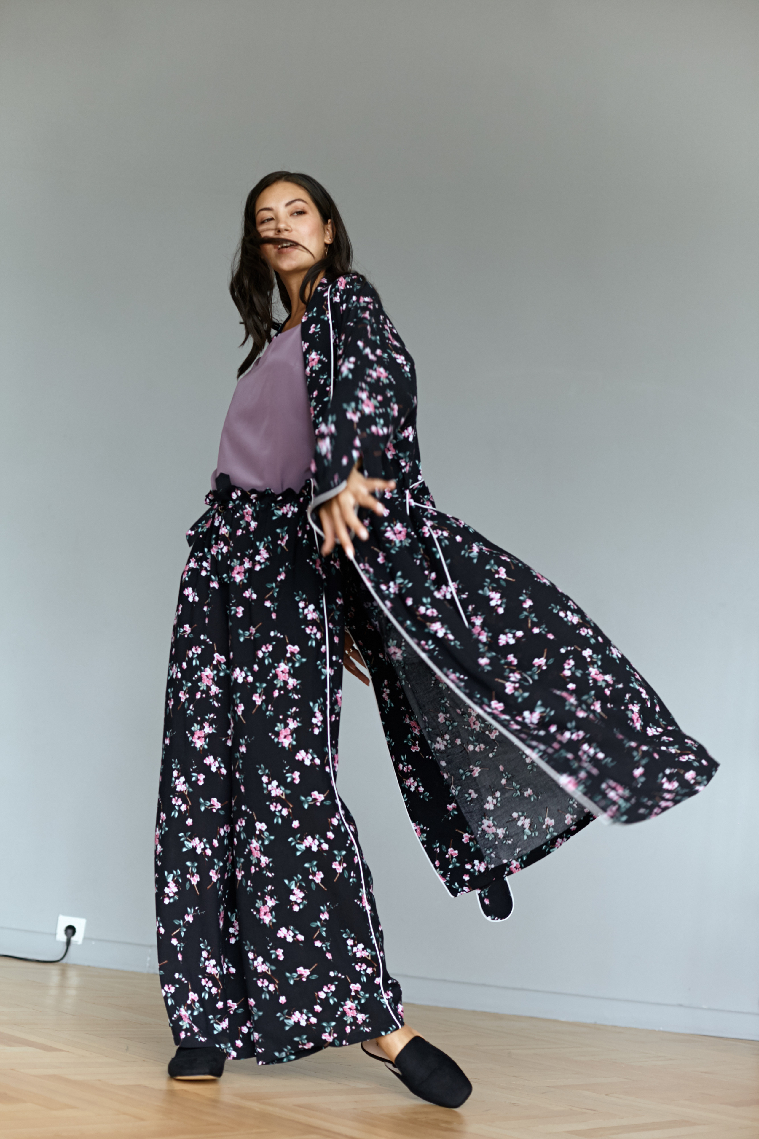 Съемка лукбука для бренда одежды. Фотограф Продюсер в горах КБР / Москва  Нальчик Горы