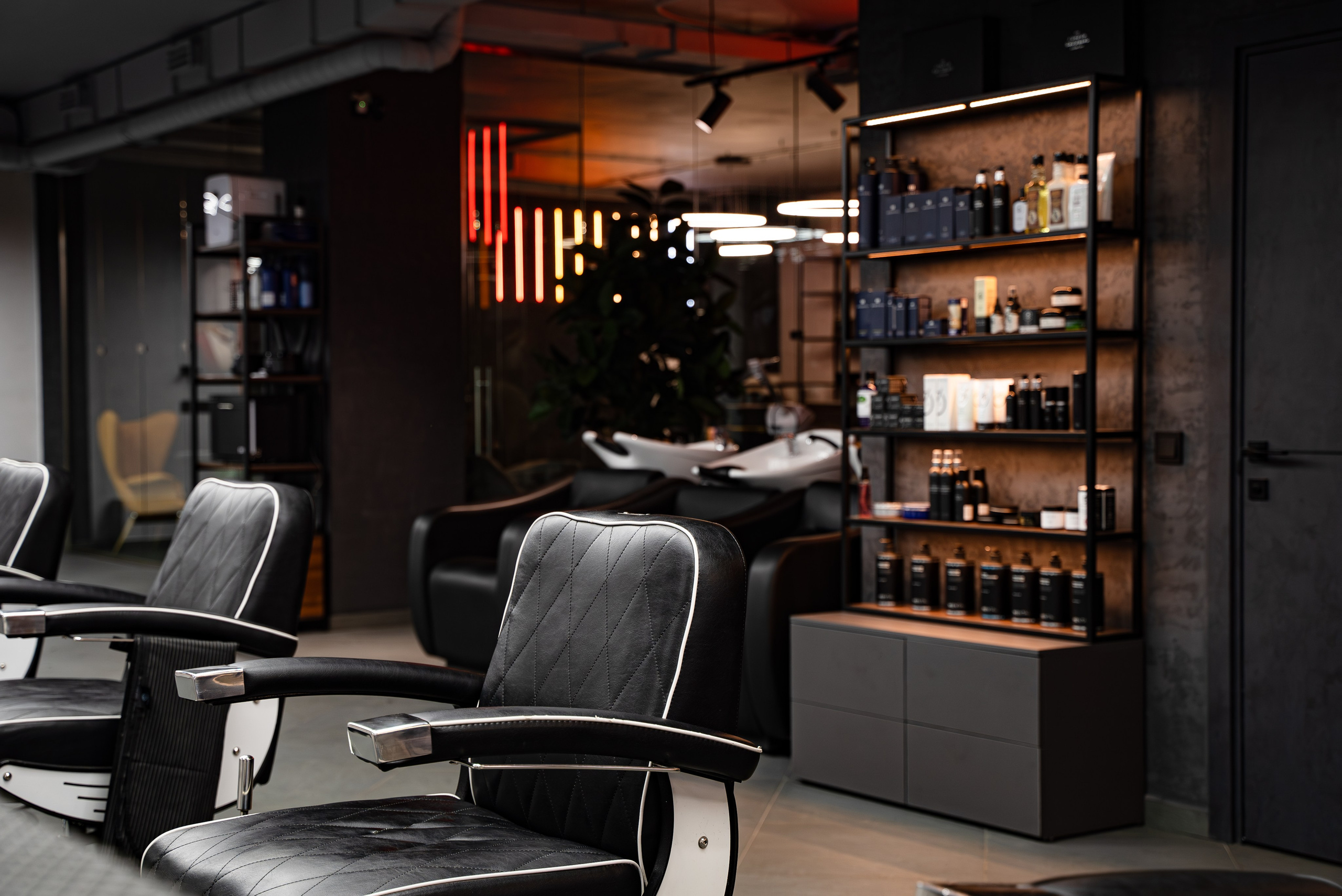 Барбершоп BETONE. KUSTOV PRODUCTION — профессиональная фотосъёмка в Москве