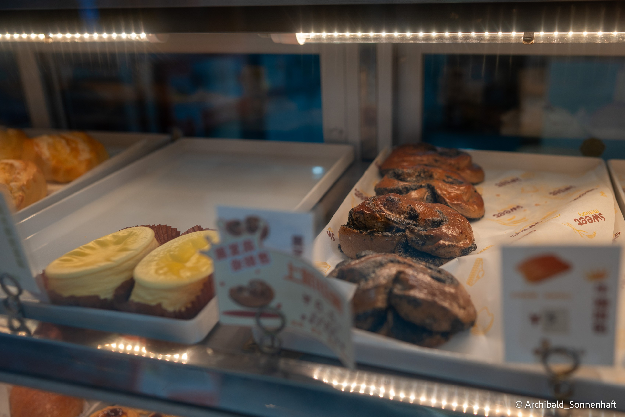 Week trip to GZ. Photographer in Guangzhou, China. Archibald Sonnenhaft