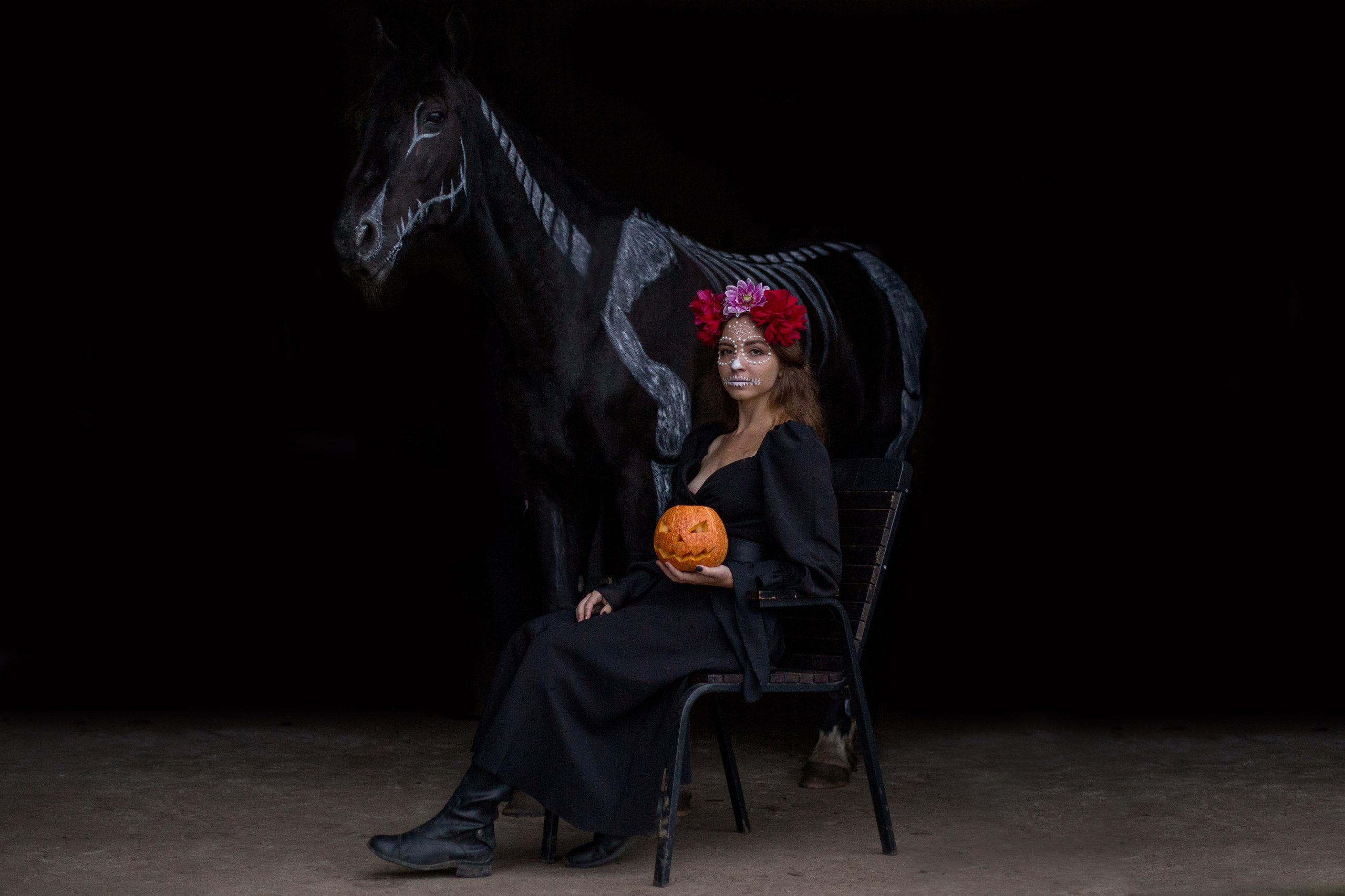 Хэллоуин фотосессия с лошадью