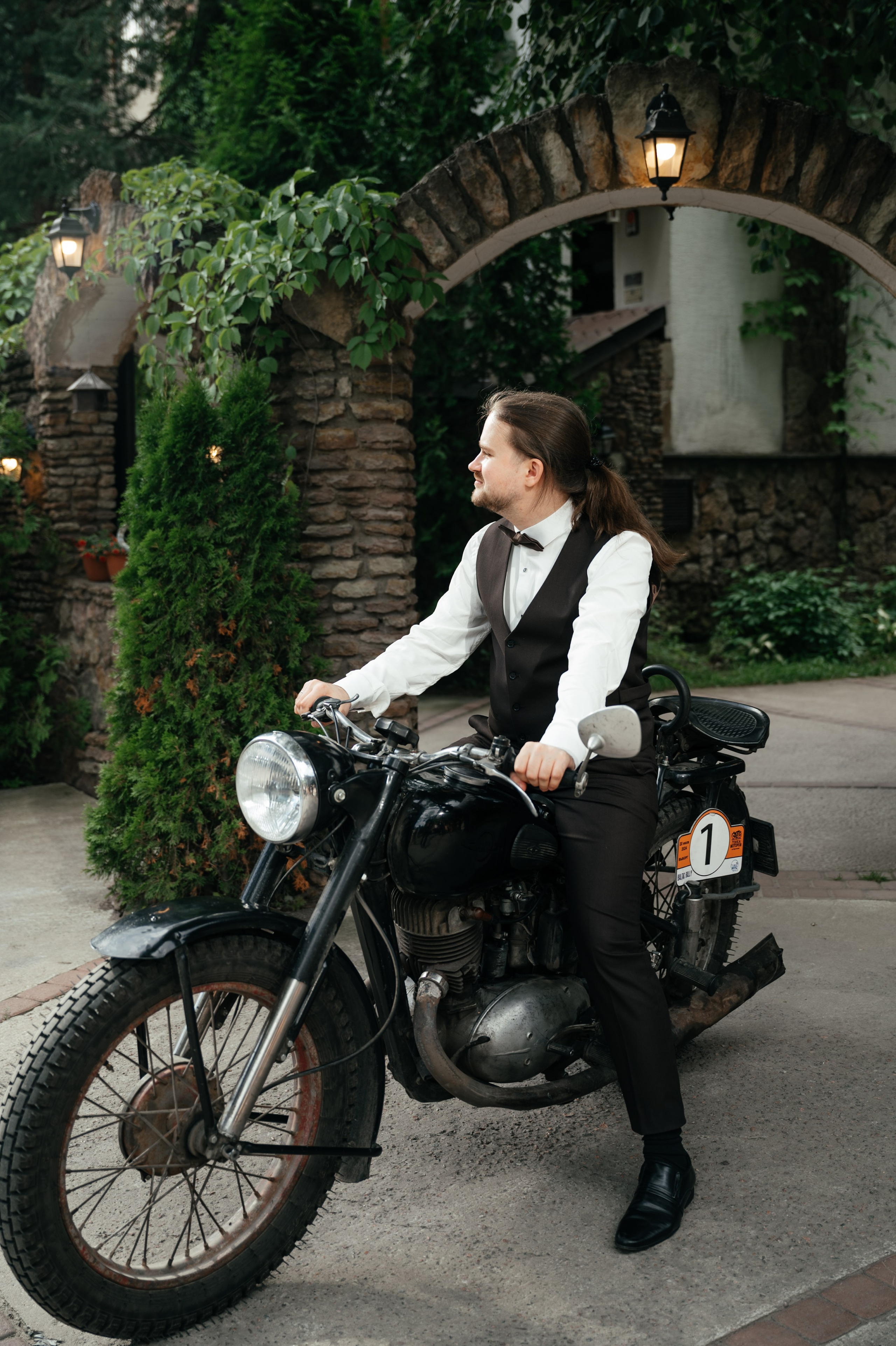 Никита и Фаина. Свадебный и студийный фотограф Ирина Котикова