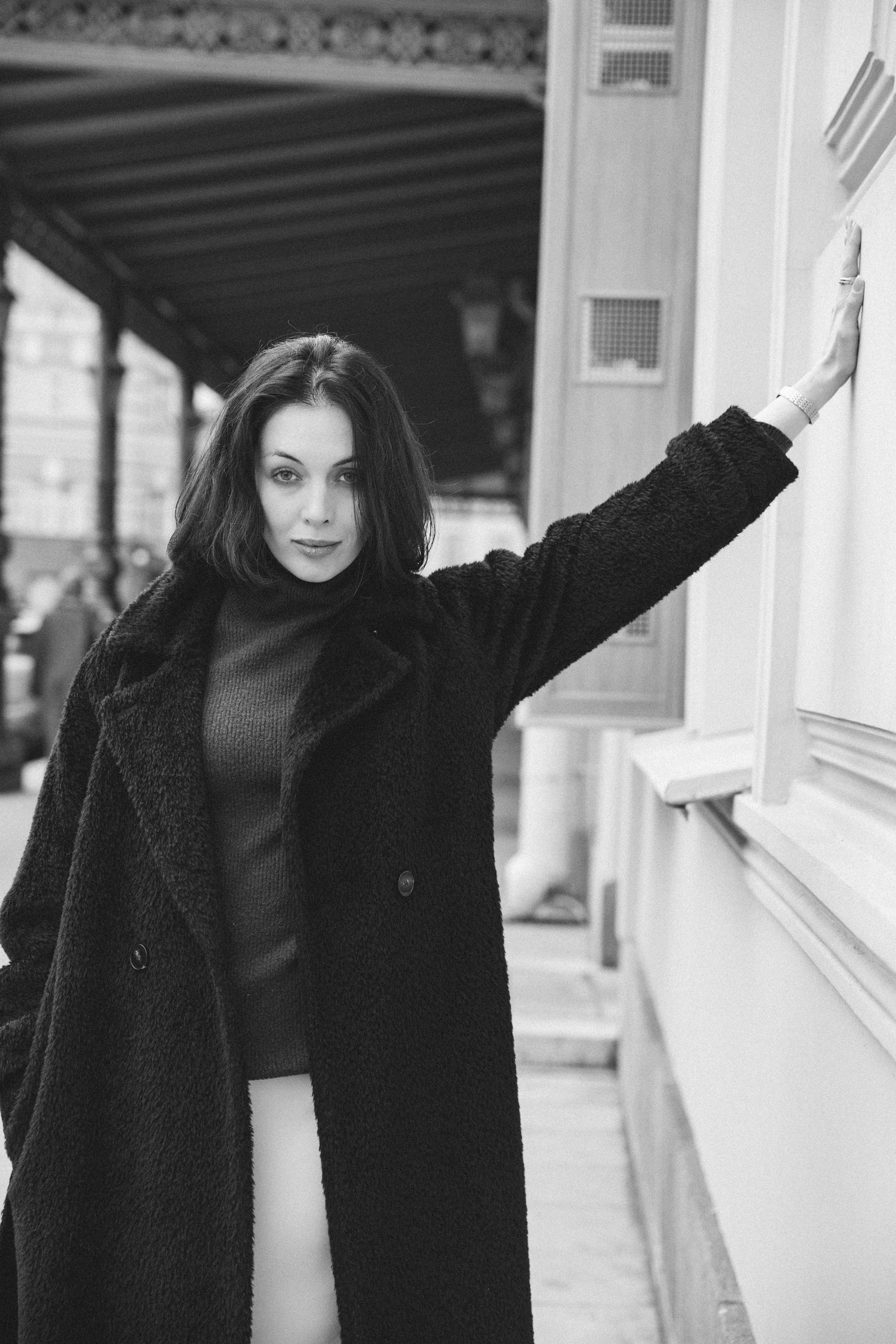 ОЛЯ. Я фотограф из Москвы к Вашим услугам