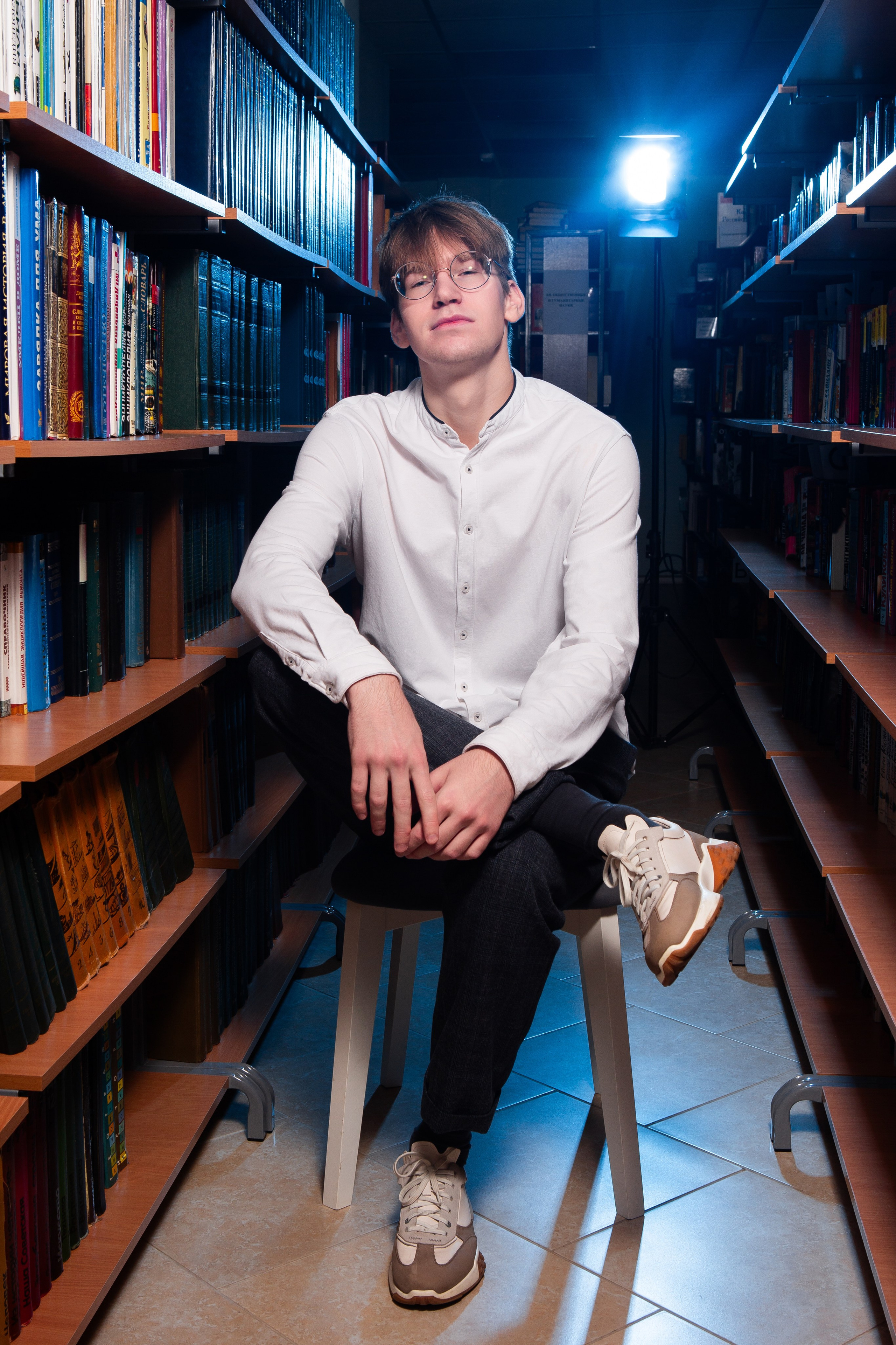 Съемка в библиотеке для 11 класса #1. Профессиональный фотограф в Мценске и Орловской области