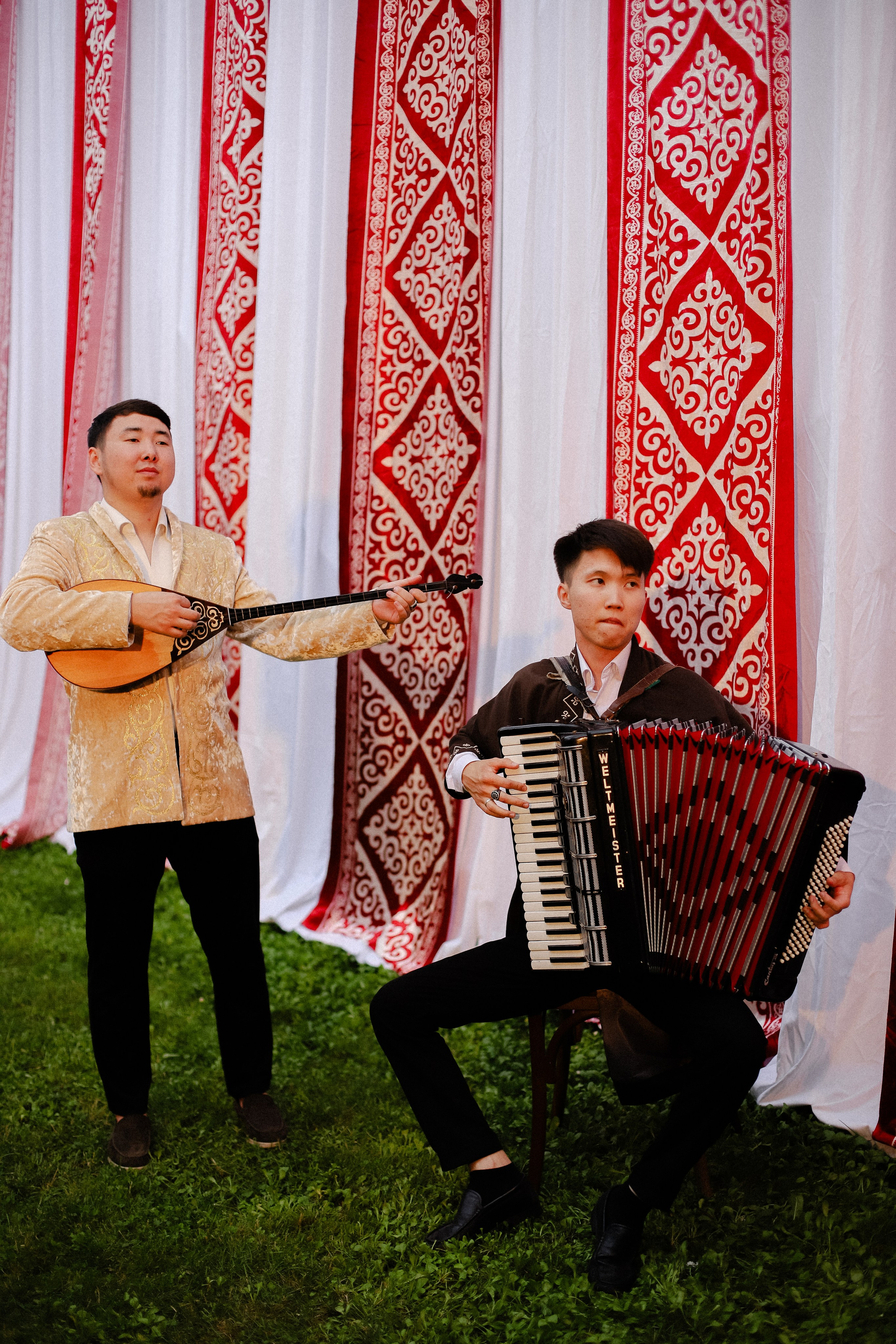 Тамирис Сырка салу. Фотограф в Алматы и Москве Даша Пушкина