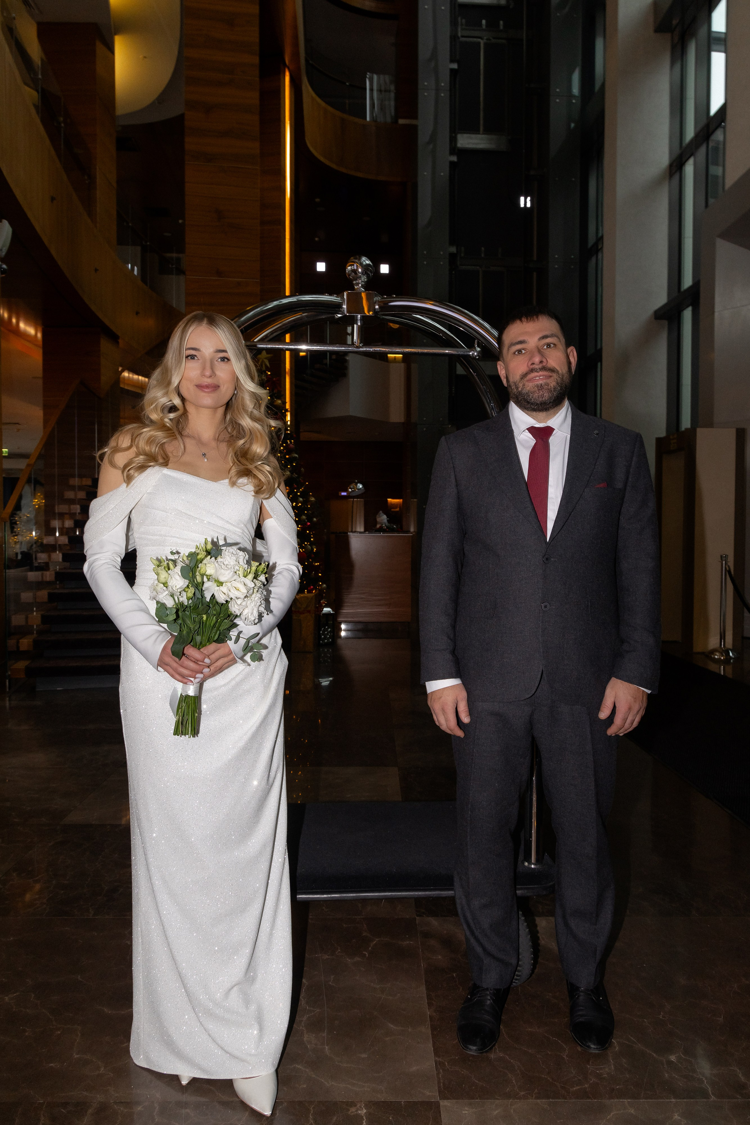 Свадебная фотосессия в отеле Марриот в Минске (Minsk Marriott Hotel). Свадебный фотограф в Минске/Беларуси Сергей Спиридонов