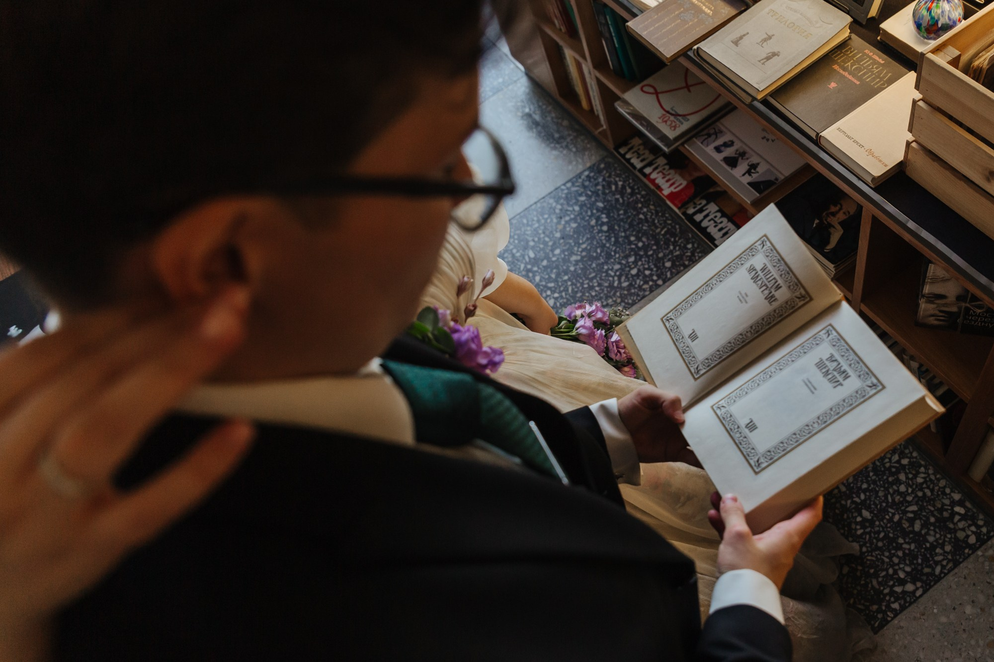 Свадебный фотограф Ден Дорфф, со мной весело. Фотограф крещение венчание в Петербурге! Помогает подобрать храм и посоветовал душевного батюшку в СПб