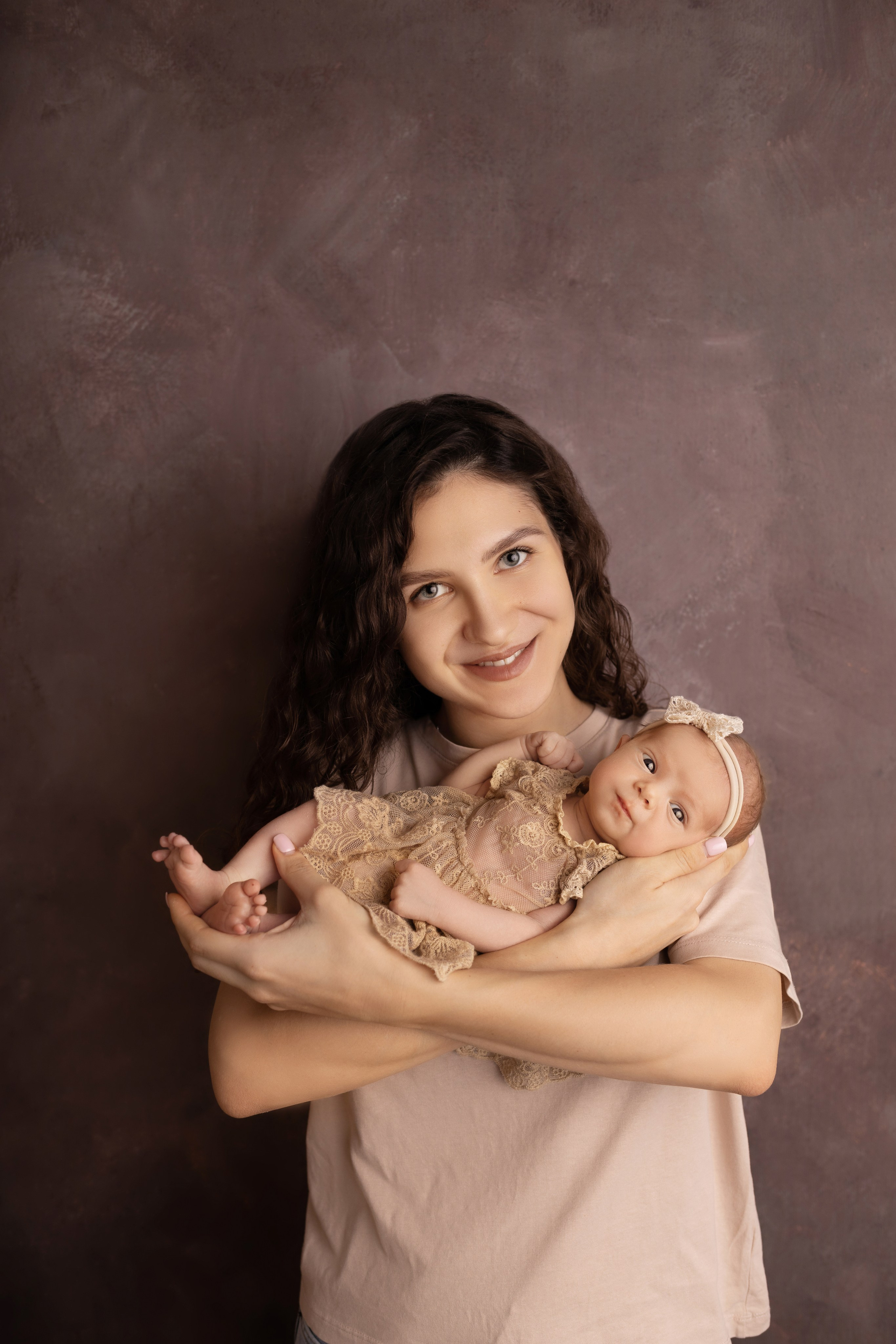 Семейные кадры от Elvira Kamaeva. Фотограф новорожденных малышей в Омске и Омской области Эльвира Камаева