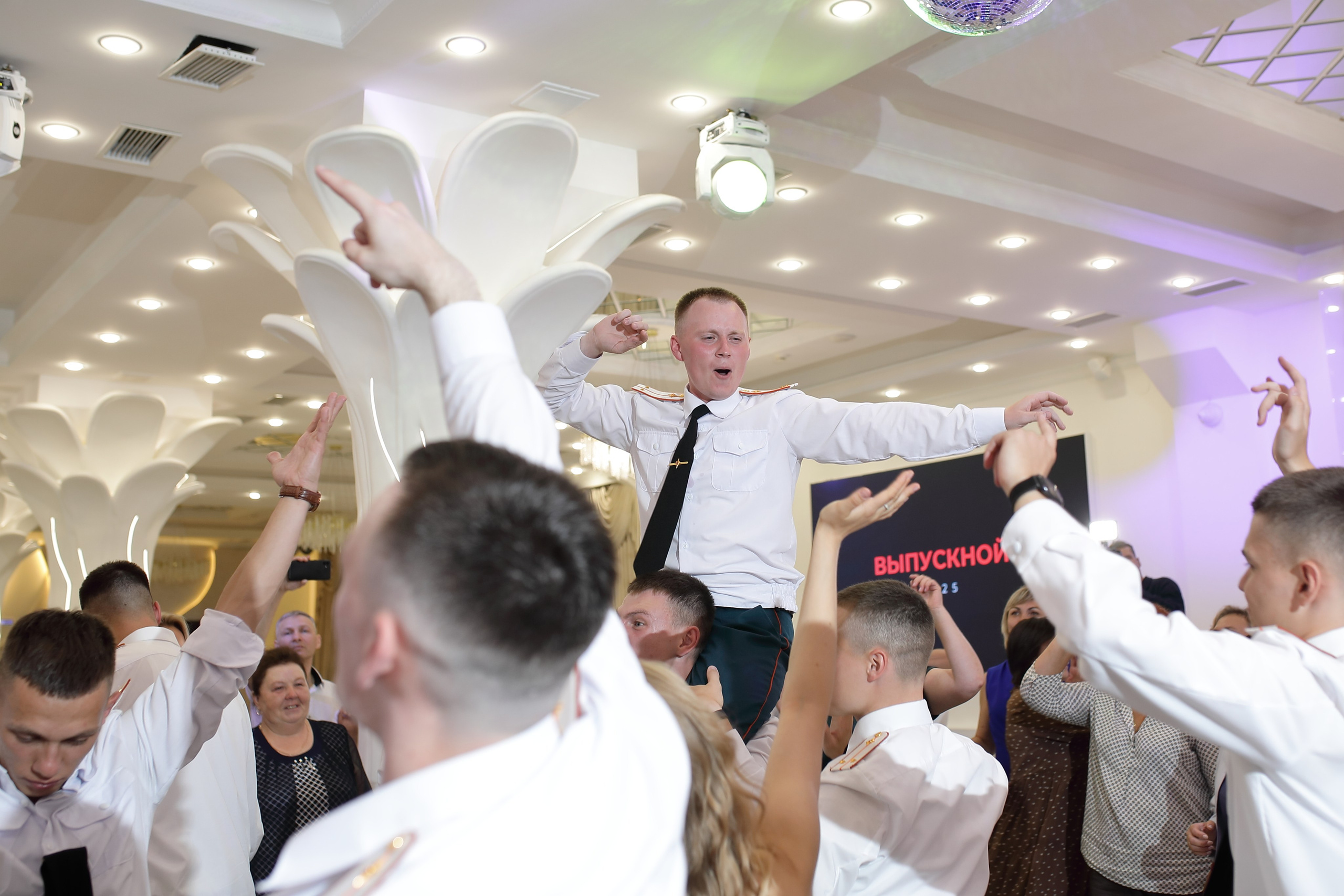 Выпуск Уральского института ГПС МЧС России дворец свадеб Екатеринбург