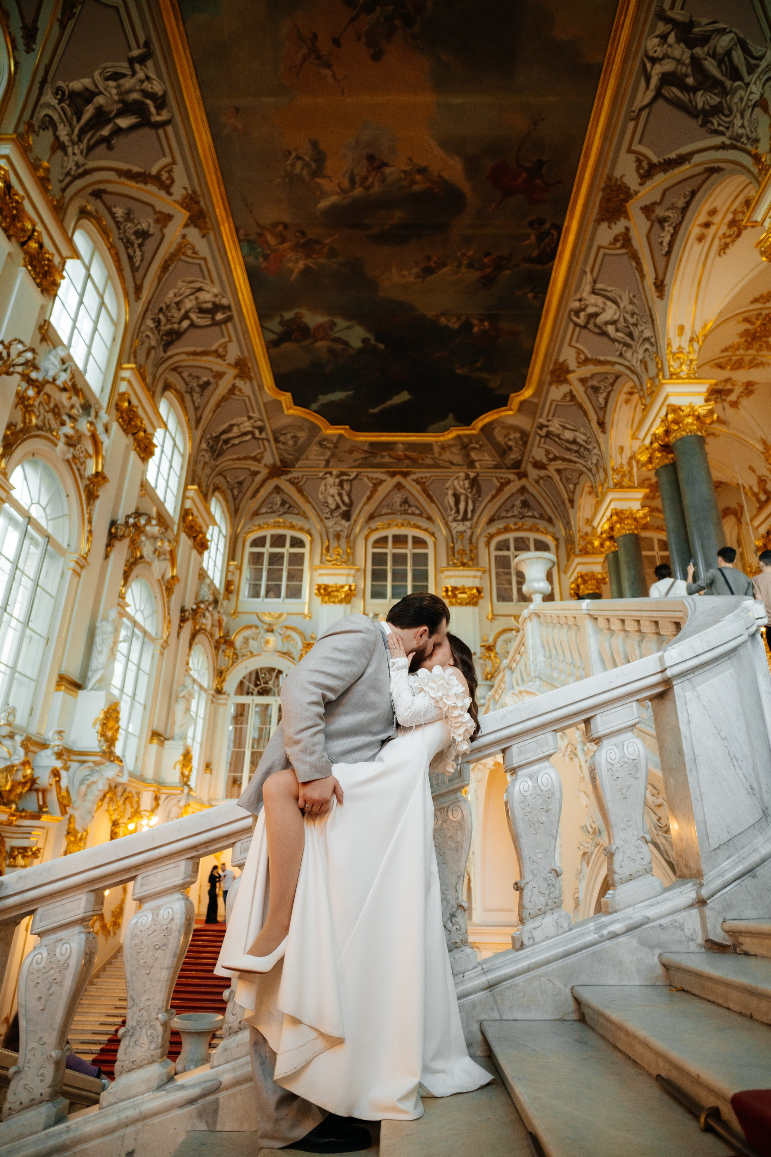 Места для фотосессии зимой в плохую погоду в Санкт-Петербурге. Свадебный фотограф Александр Невский в Санкт-Петербурге