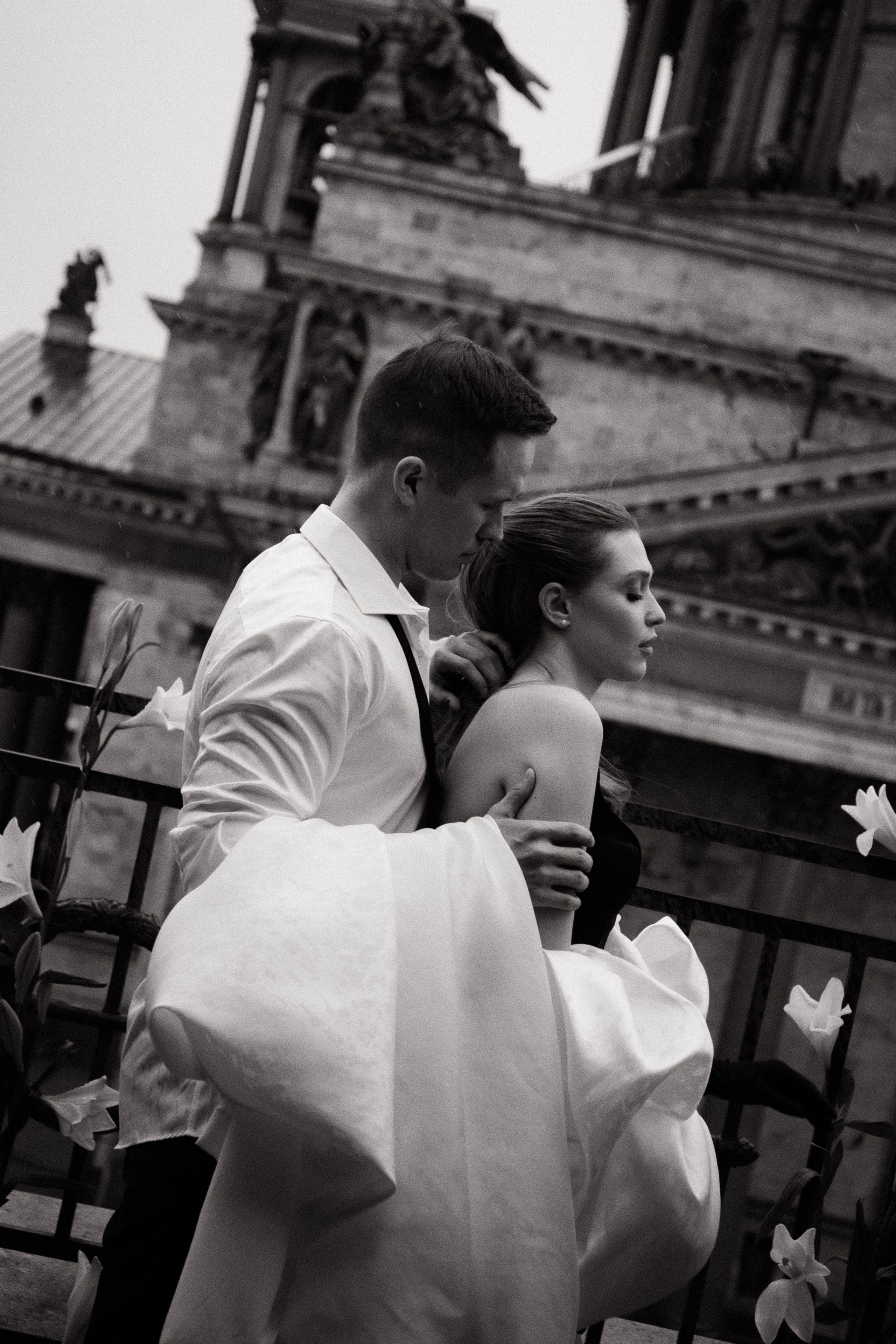 Роман и Валерия. Главная