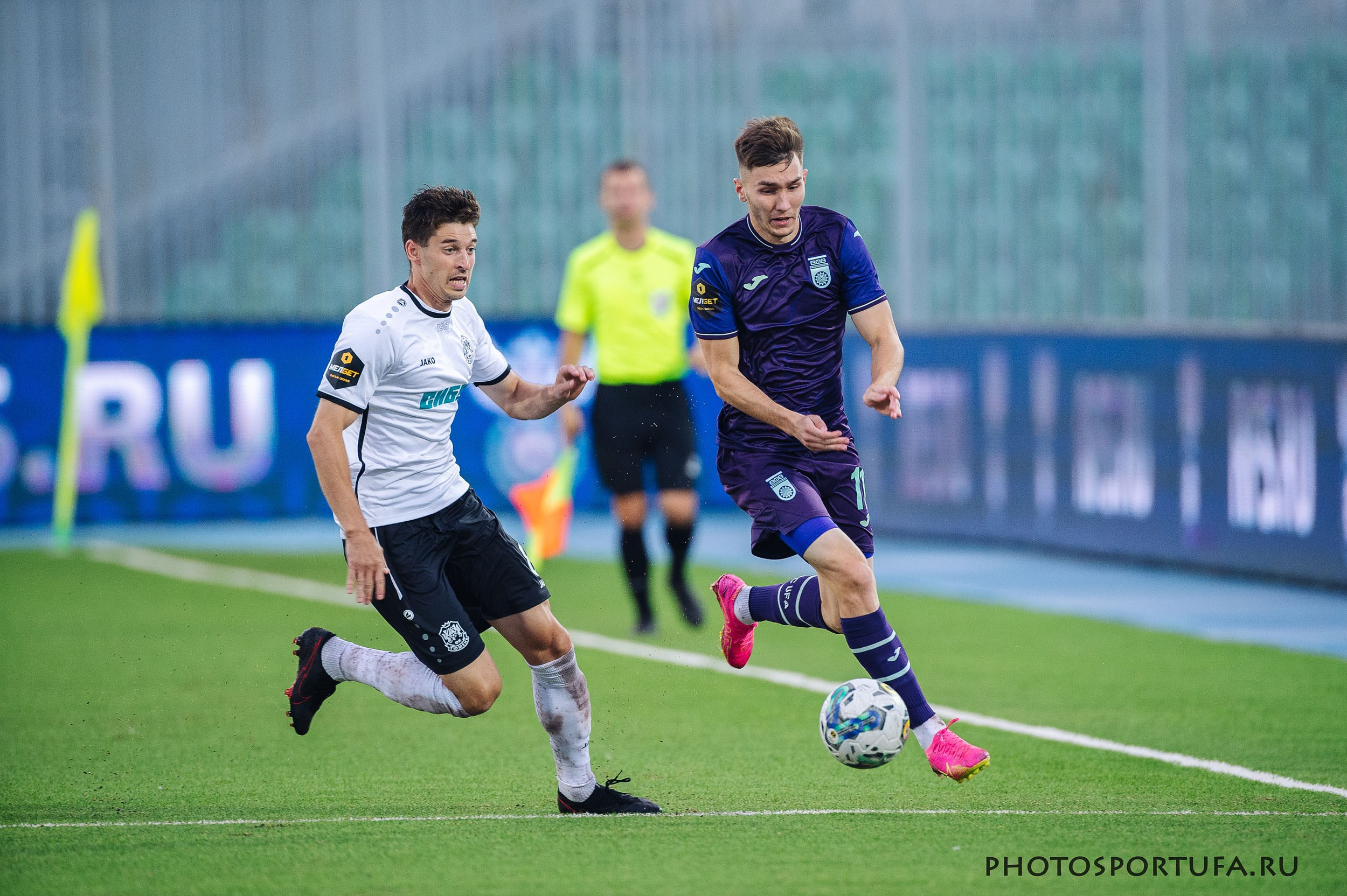 Россия — МЕЛБЕТ — Первая Лига. 4 -й тур «ФК УФА» — ФК «Тюмень». Спортивный фотограф в Уфе Евгений Буров