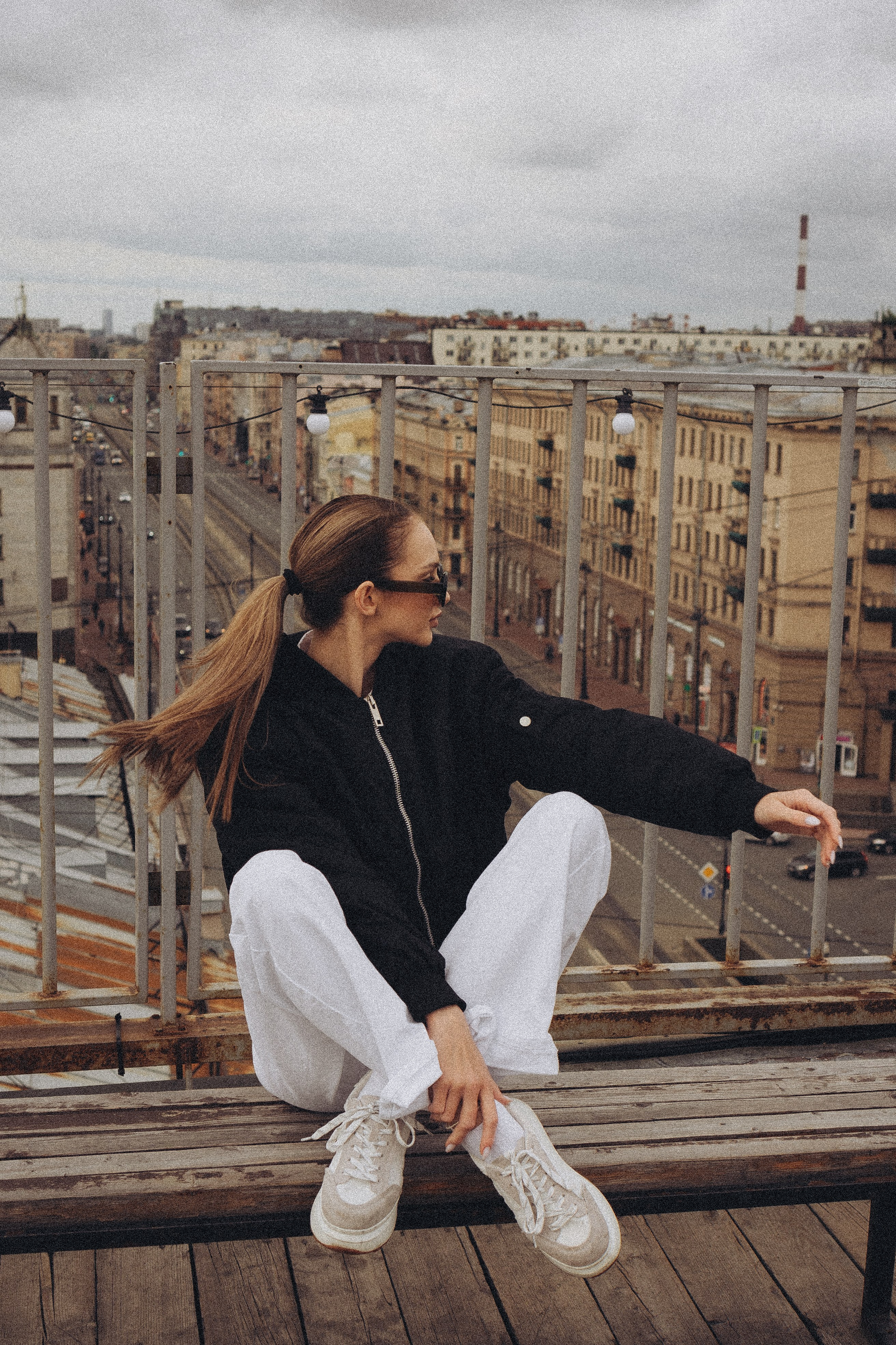 МЫ ГУЛЯЛИ ПРО КРЫШАМ ПИТЕРА. Профессиональный фотограф, Санкт-Петербург — Виктория Богомолова