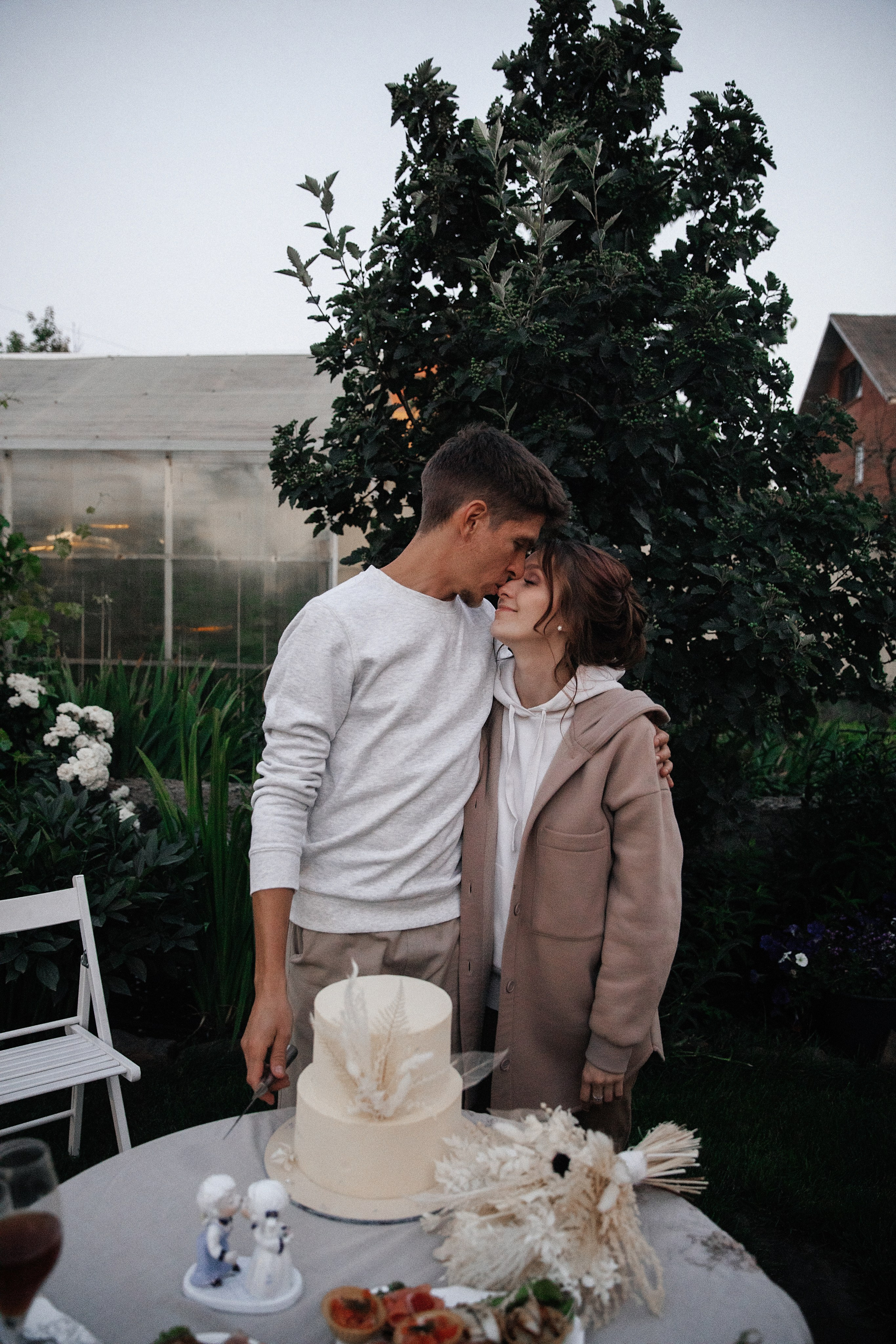 Алиса и Андрей. Катя Завьялова