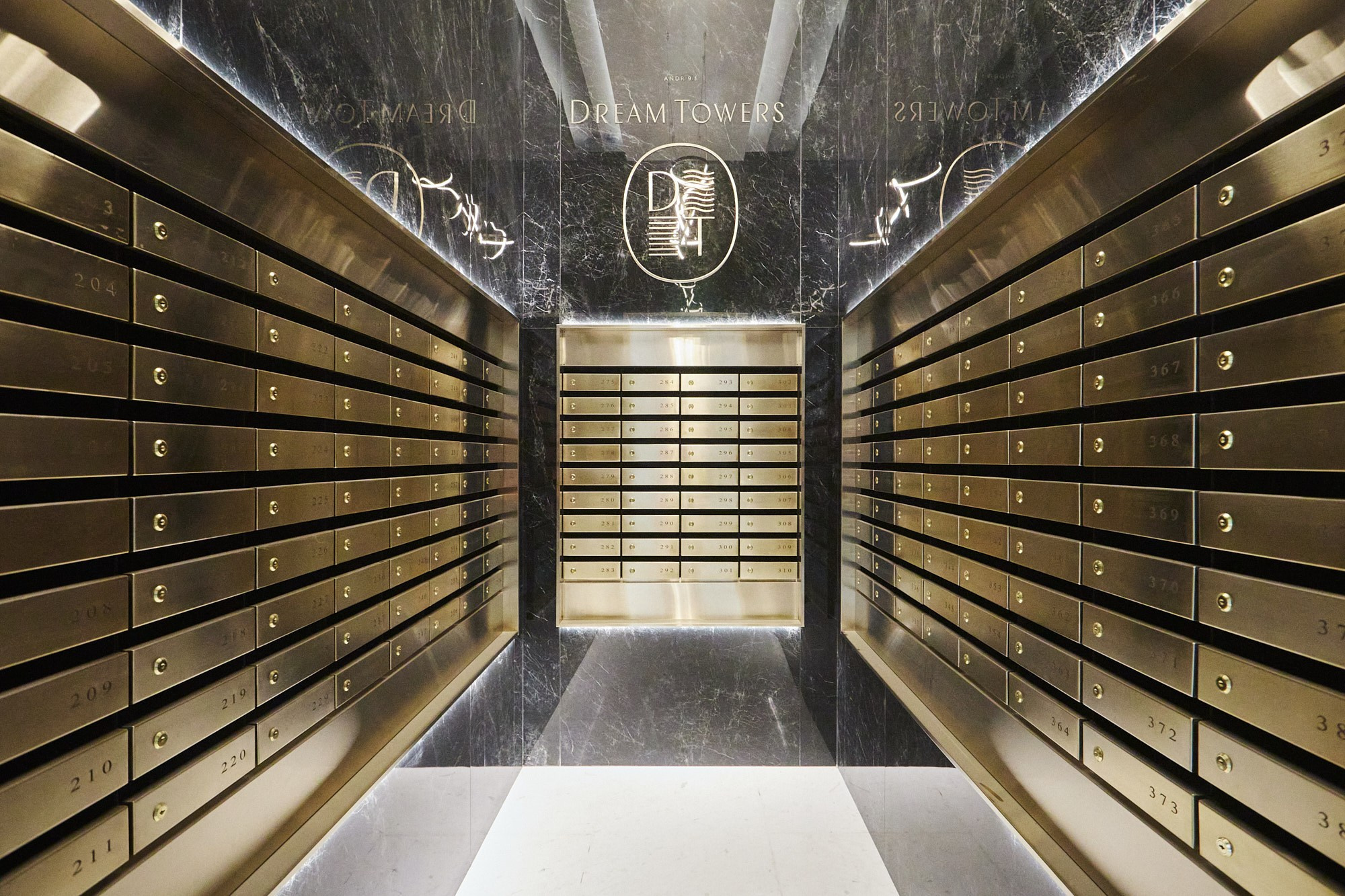 Открытие продаж DreamTowers — репортажная съёмка PR-мероприятия в Москве. Репортажный фотограф в Москве — Дмитрий Тарасов | Съёмка мероприятий, концертов, корпоративов