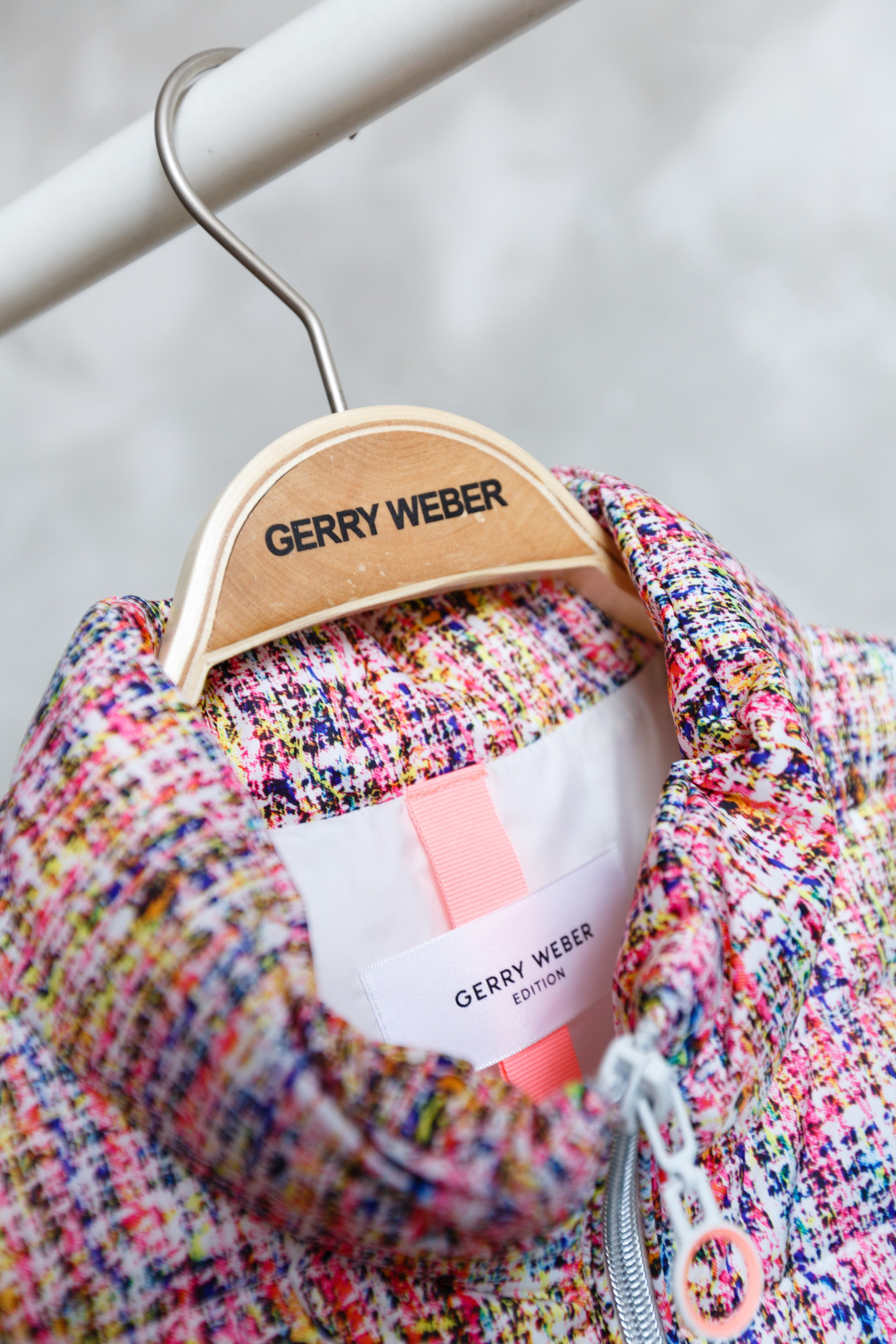 GERRY WEBER. Выпускные альбомы Красноярск